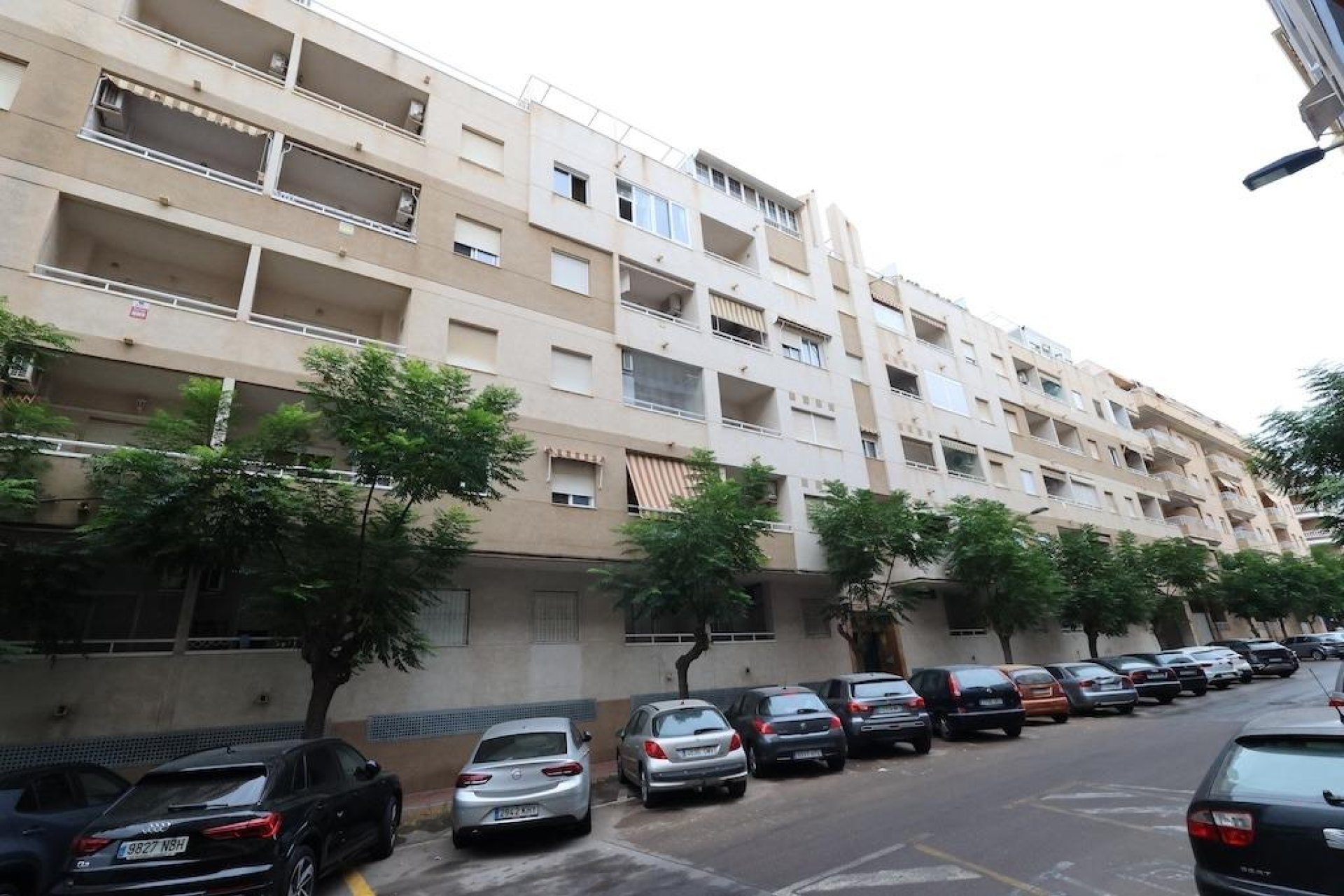 Resale - Apartment / flat - Torrevieja - Parque de las Naciones