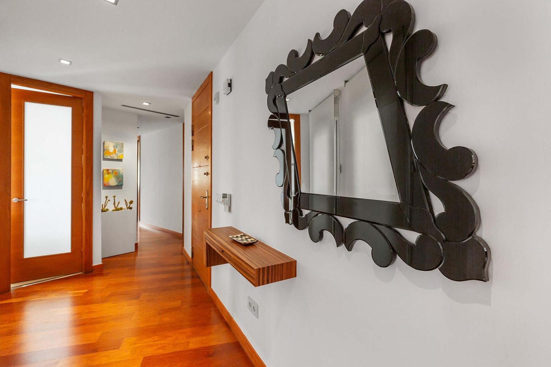 Resale - Apartment / flat - Torrevieja - Paseo maritimo