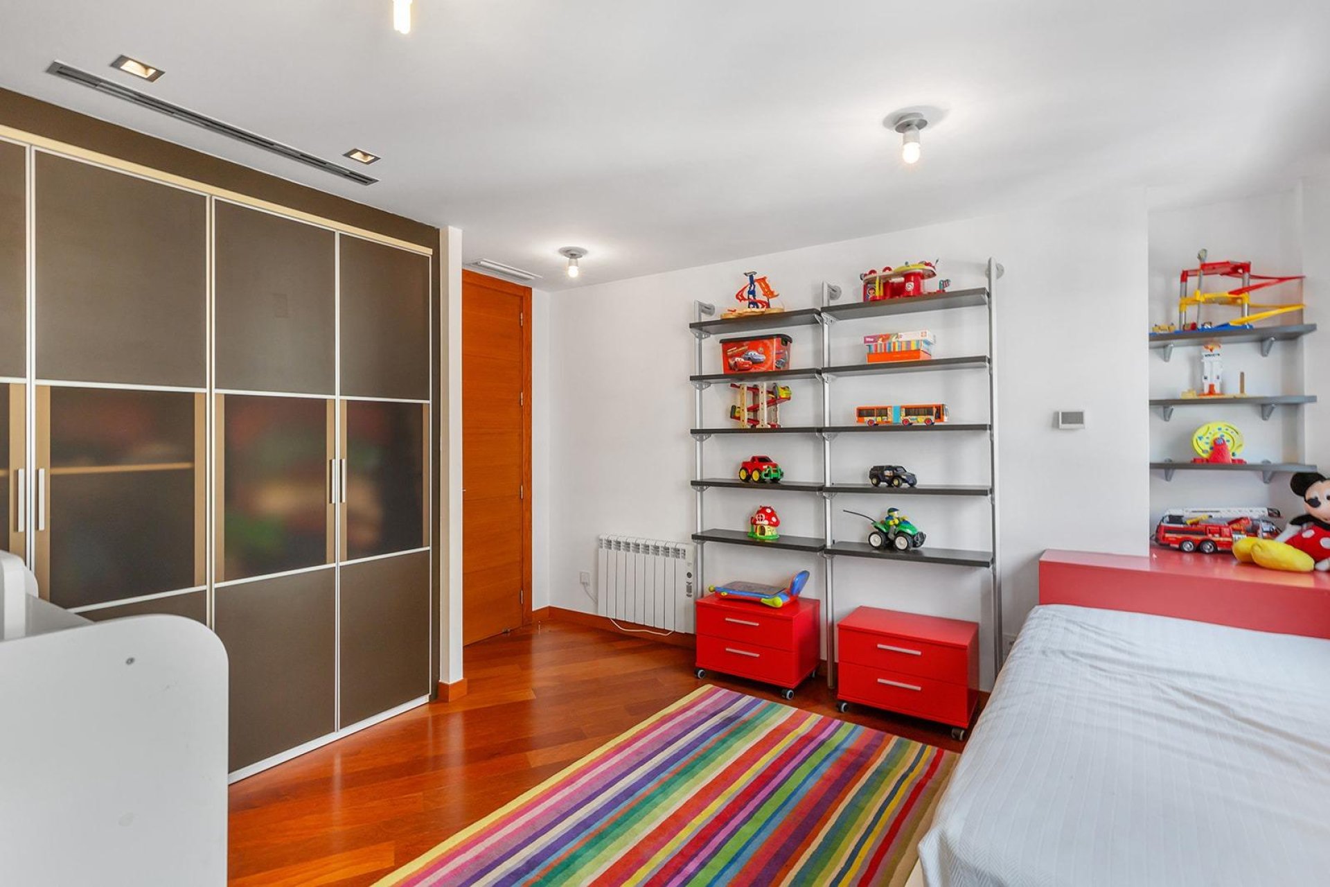 Resale - Apartment / flat - Torrevieja - Paseo maritimo