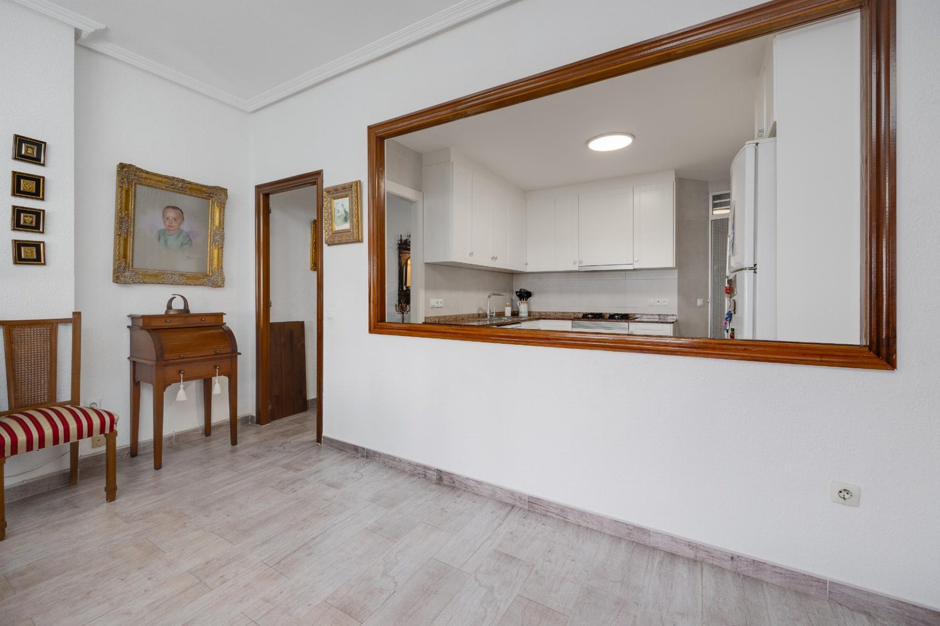Resale - Apartment / flat - Torrevieja - Piscinas naturales
