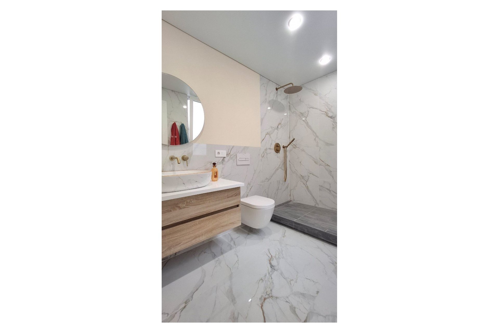 Resale - Apartment / flat - Torrevieja - Playa Acequion