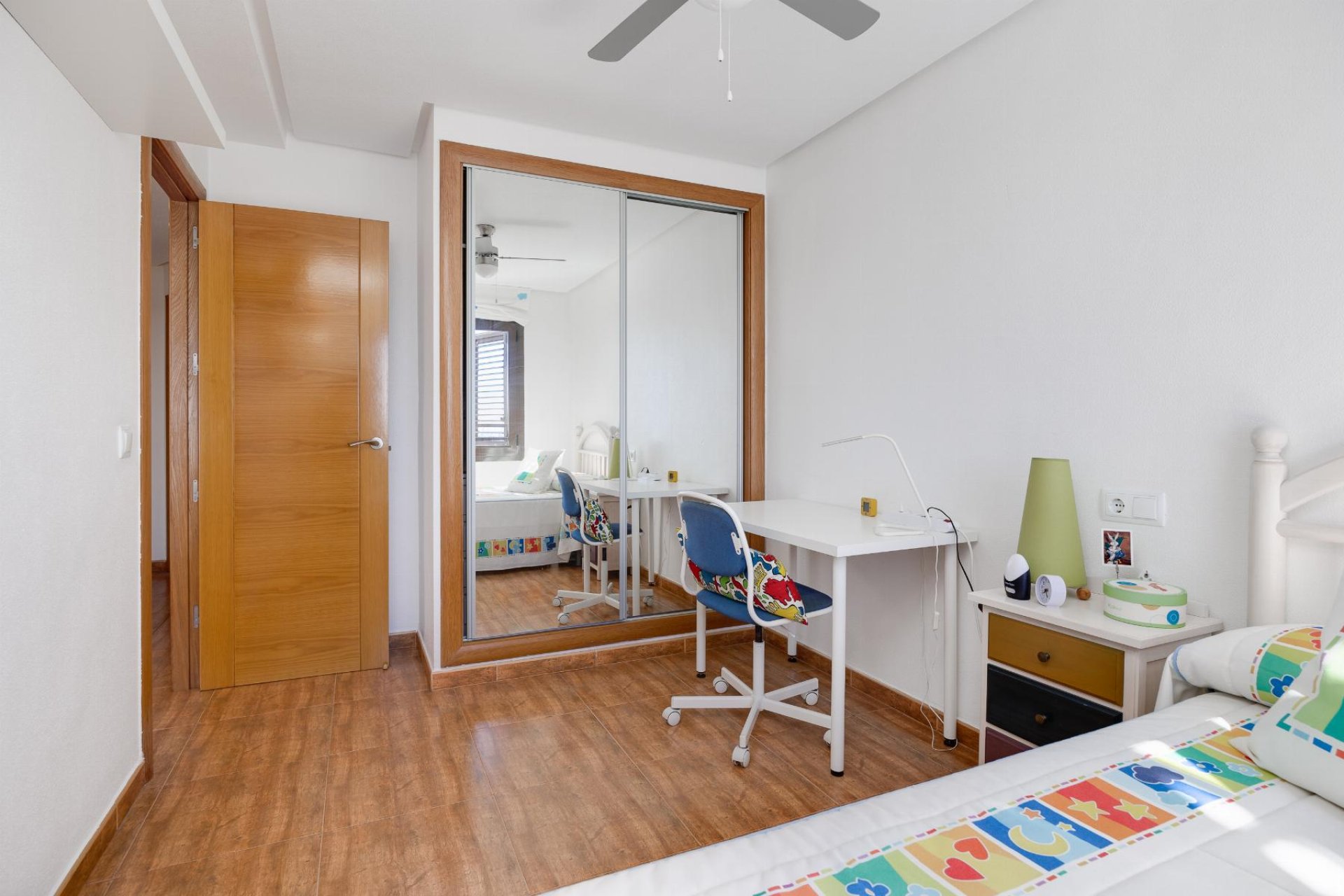 Resale - Apartment / flat - Torrevieja - Playa Acequion