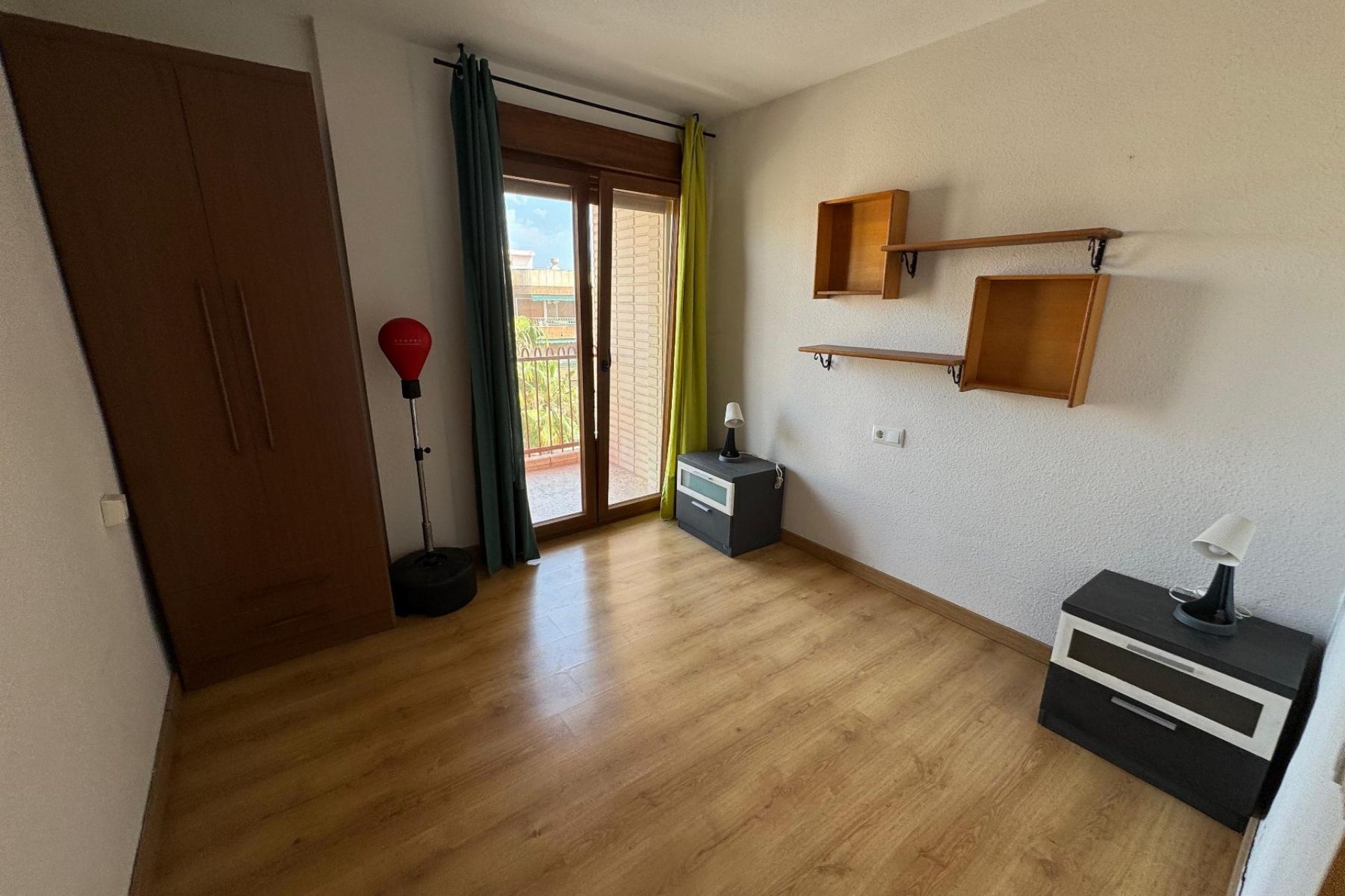 Resale - Apartment / flat - Torrevieja - Playa Acequion