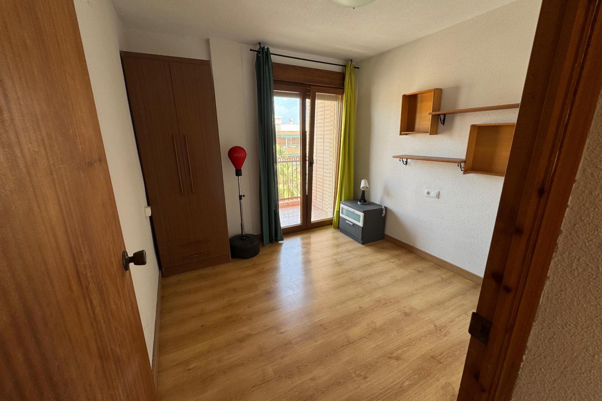 Resale - Apartment / flat - Torrevieja - Playa Acequion