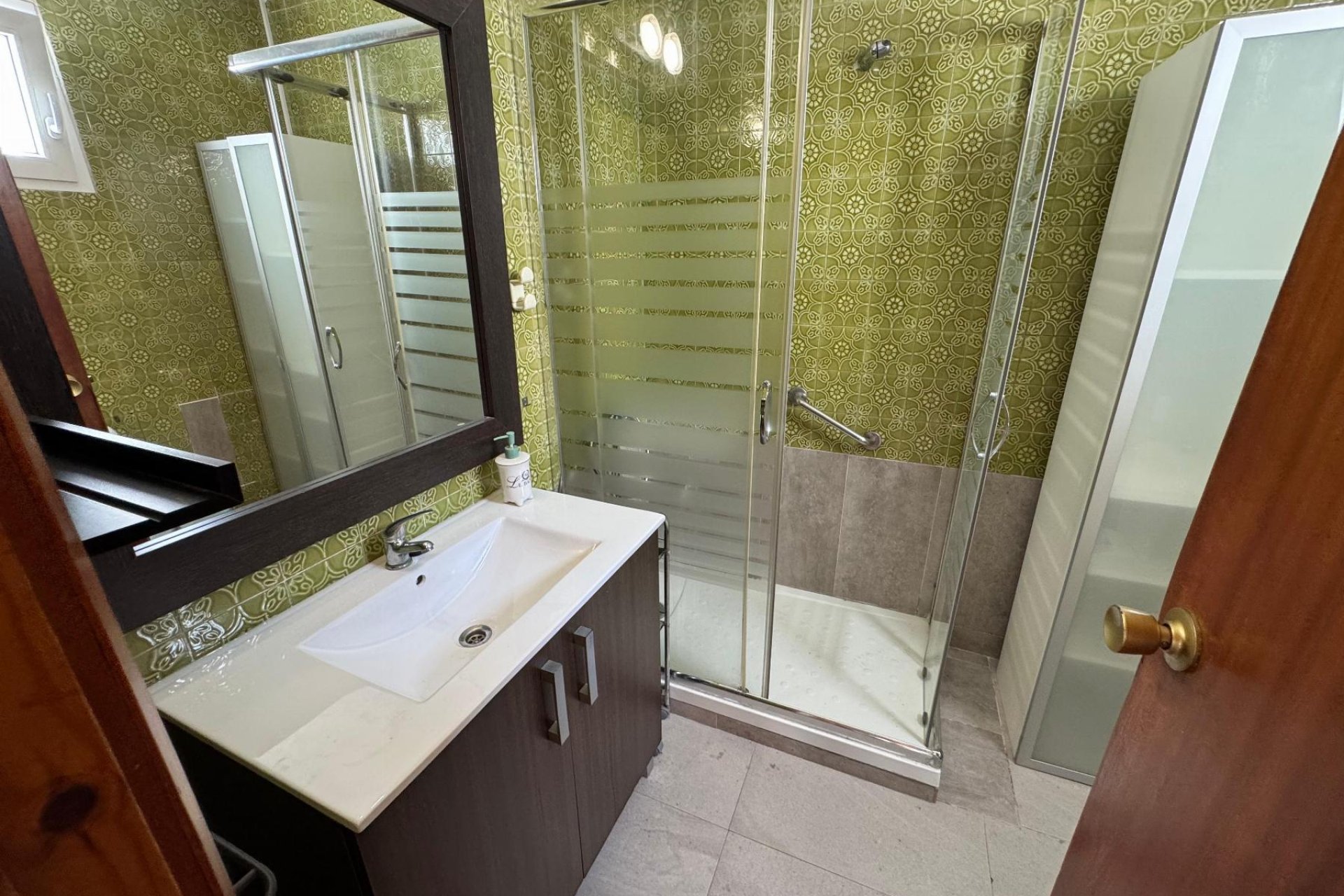 Resale - Apartment / flat - Torrevieja - Playa Acequion