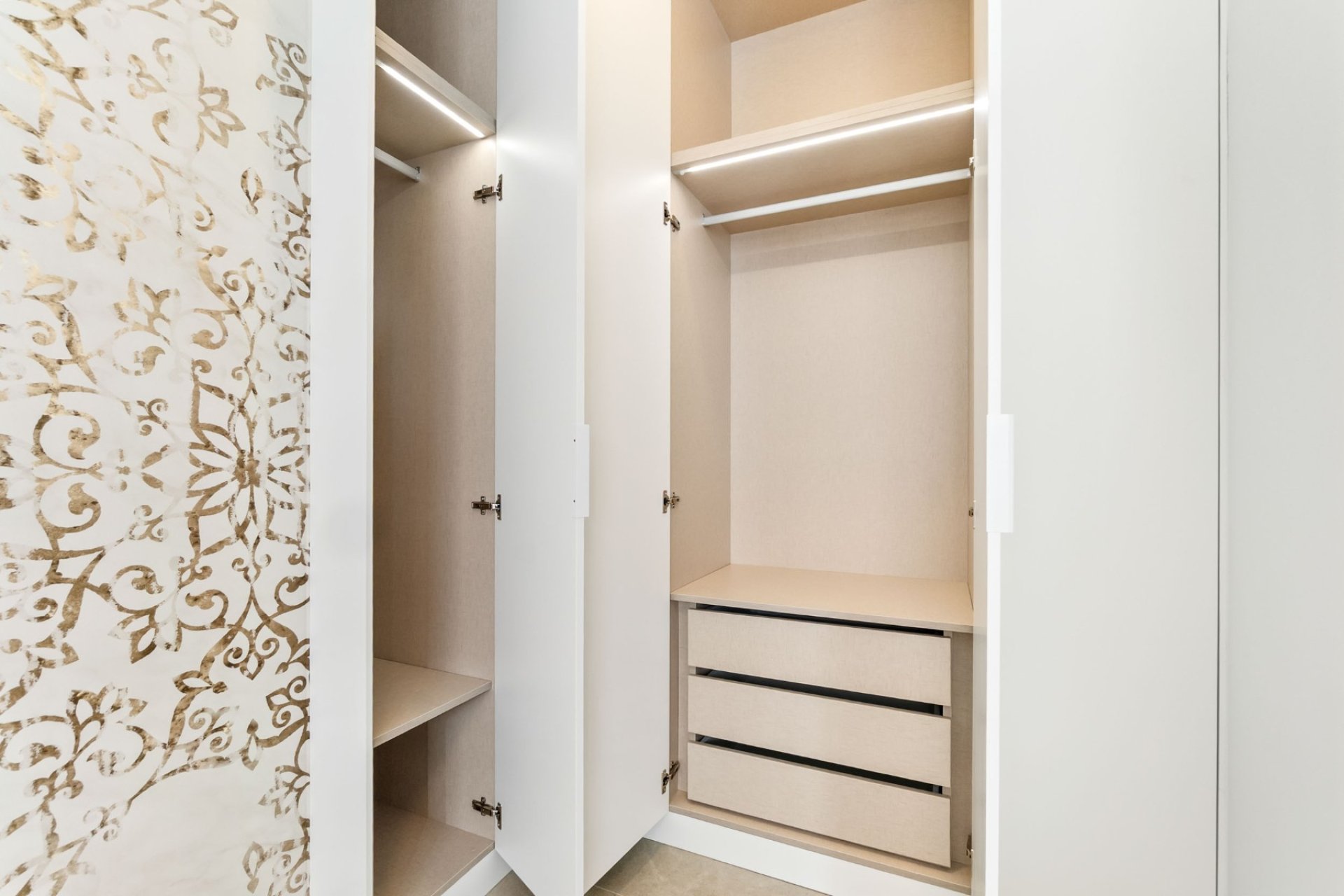 Resale - Apartment / flat - Torrevieja - Playa de El Cura