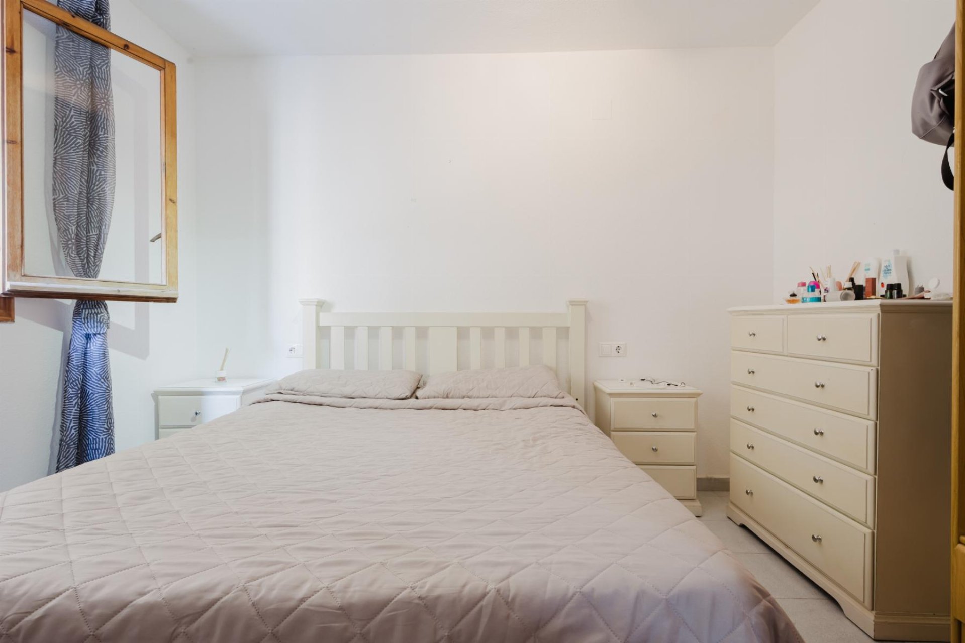 Resale - Apartment / flat - Torrevieja - Playa de La Acequion