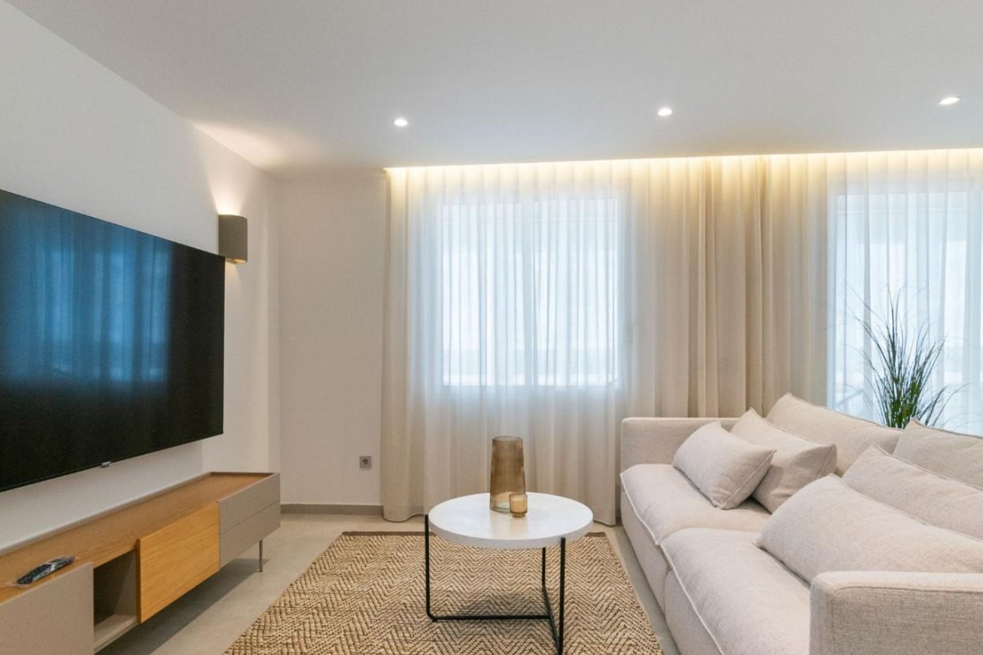 Resale - Apartment / flat - Torrevieja - Playa de La Acequion