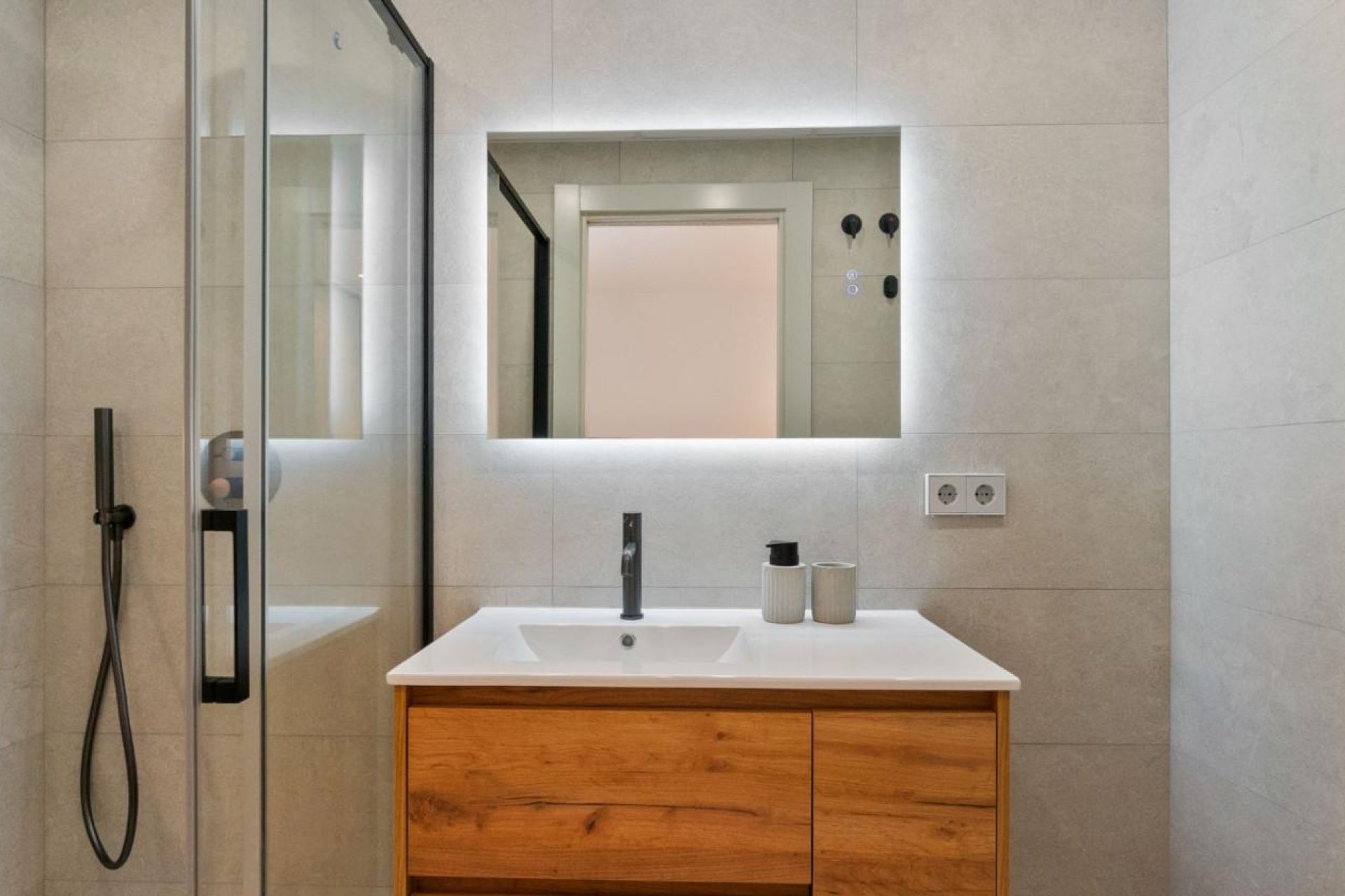 Resale - Apartment / flat - Torrevieja - Playa de La Acequion