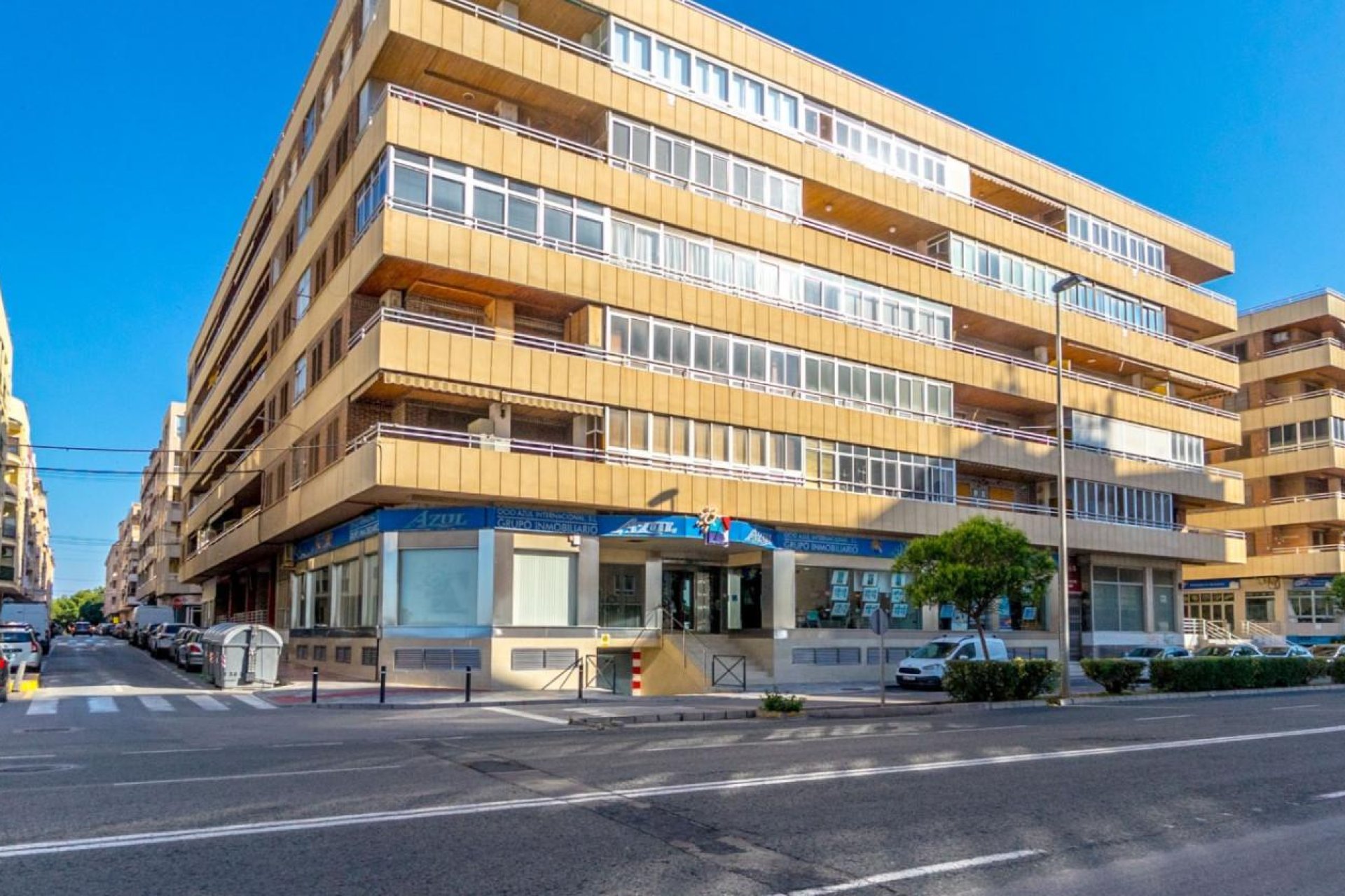 Resale - Apartment / flat - Torrevieja - Playa de La Acequion