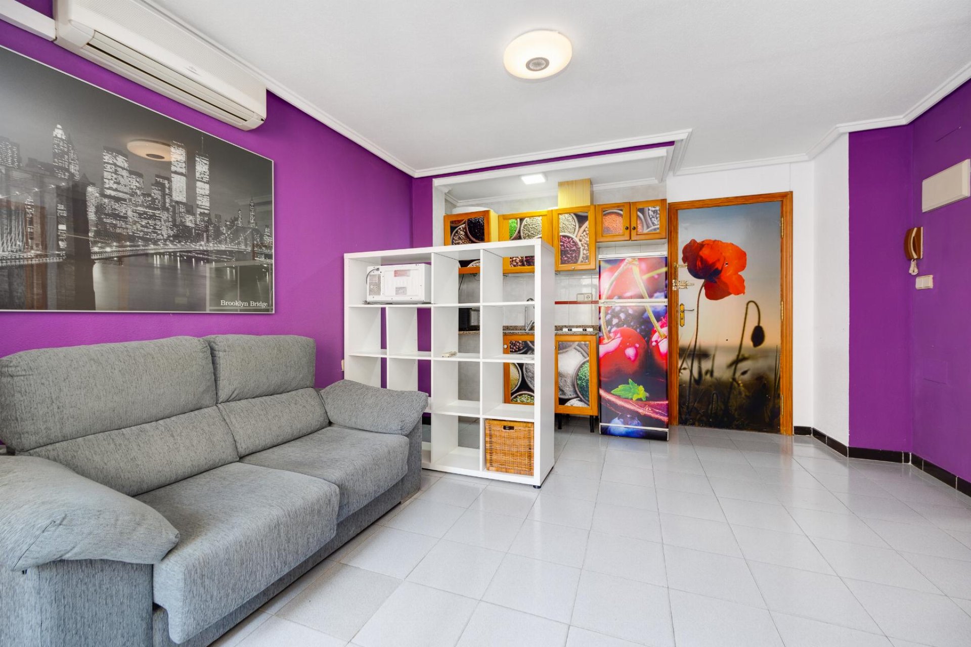 Resale - Apartment / flat - Torrevieja - Playa de Los Locos-Curva del Palangre