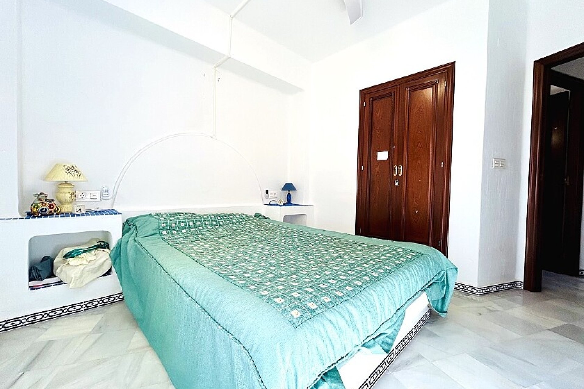 Resale - Apartment / flat - Torrevieja - Playa de los Locos