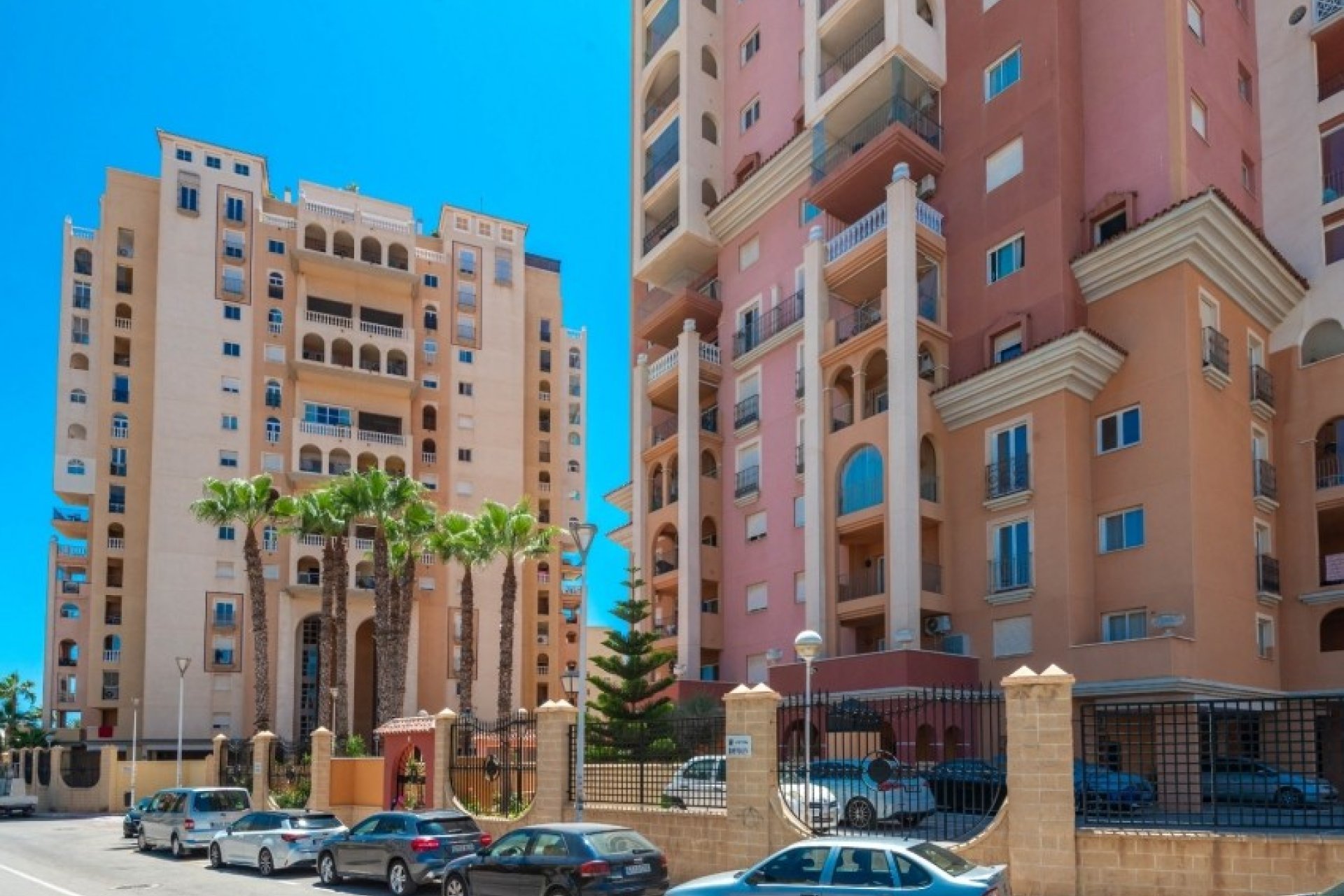 Resale - Apartment / flat - Torrevieja - Playa de los Locos