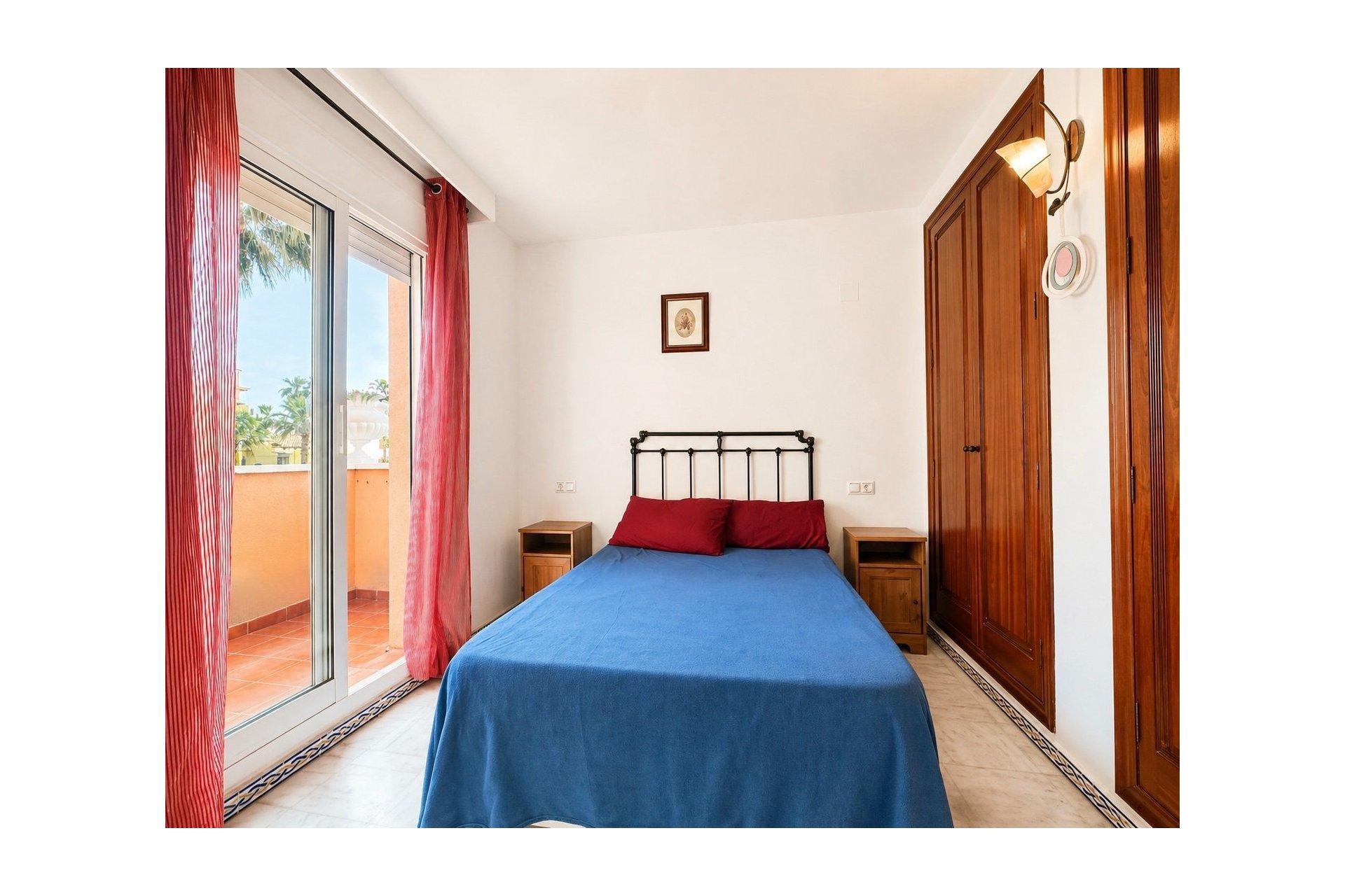 Resale - Apartment / flat - Torrevieja - Playa de los Locos