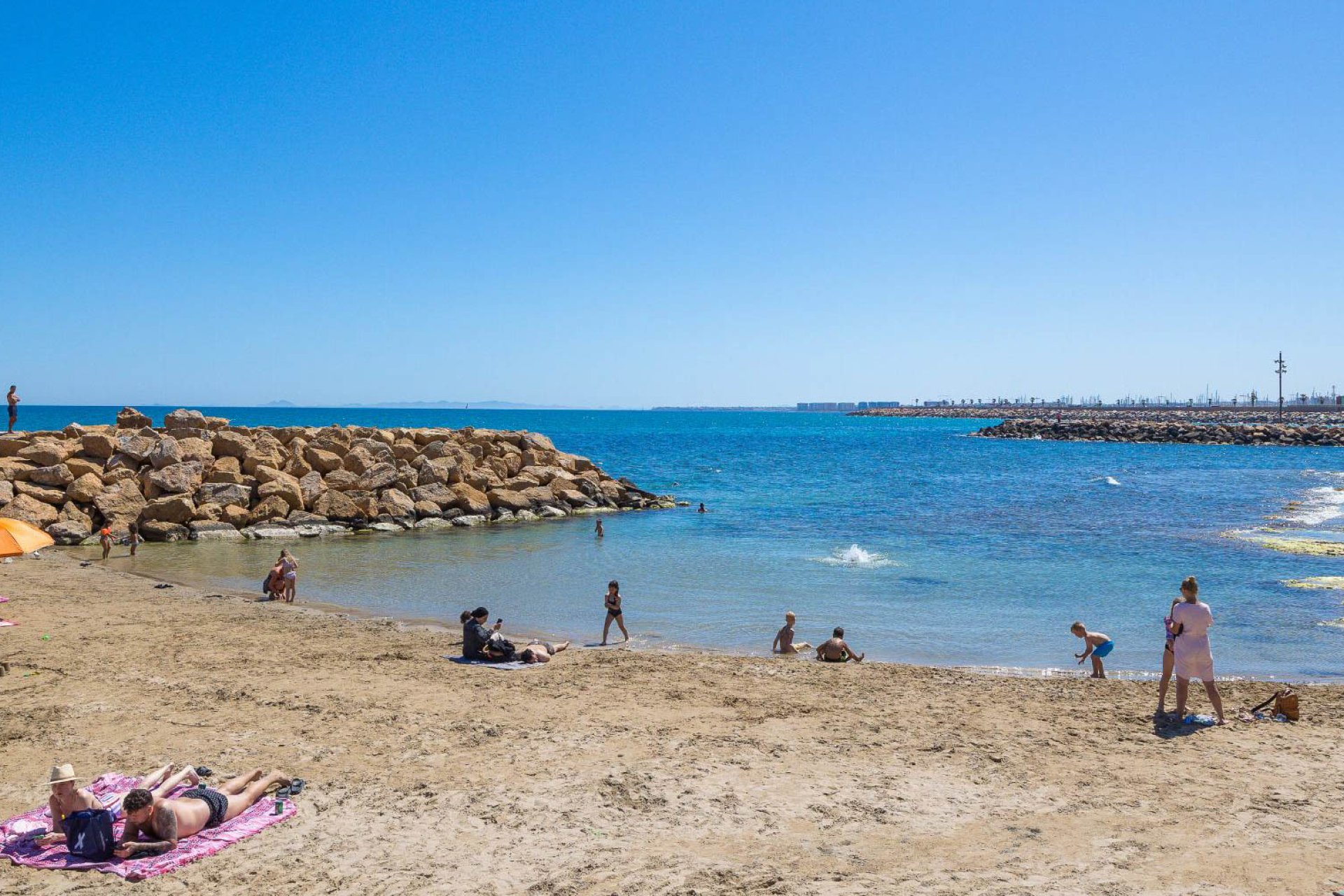 Resale - Apartment / flat - Torrevieja - Playa de los Locos