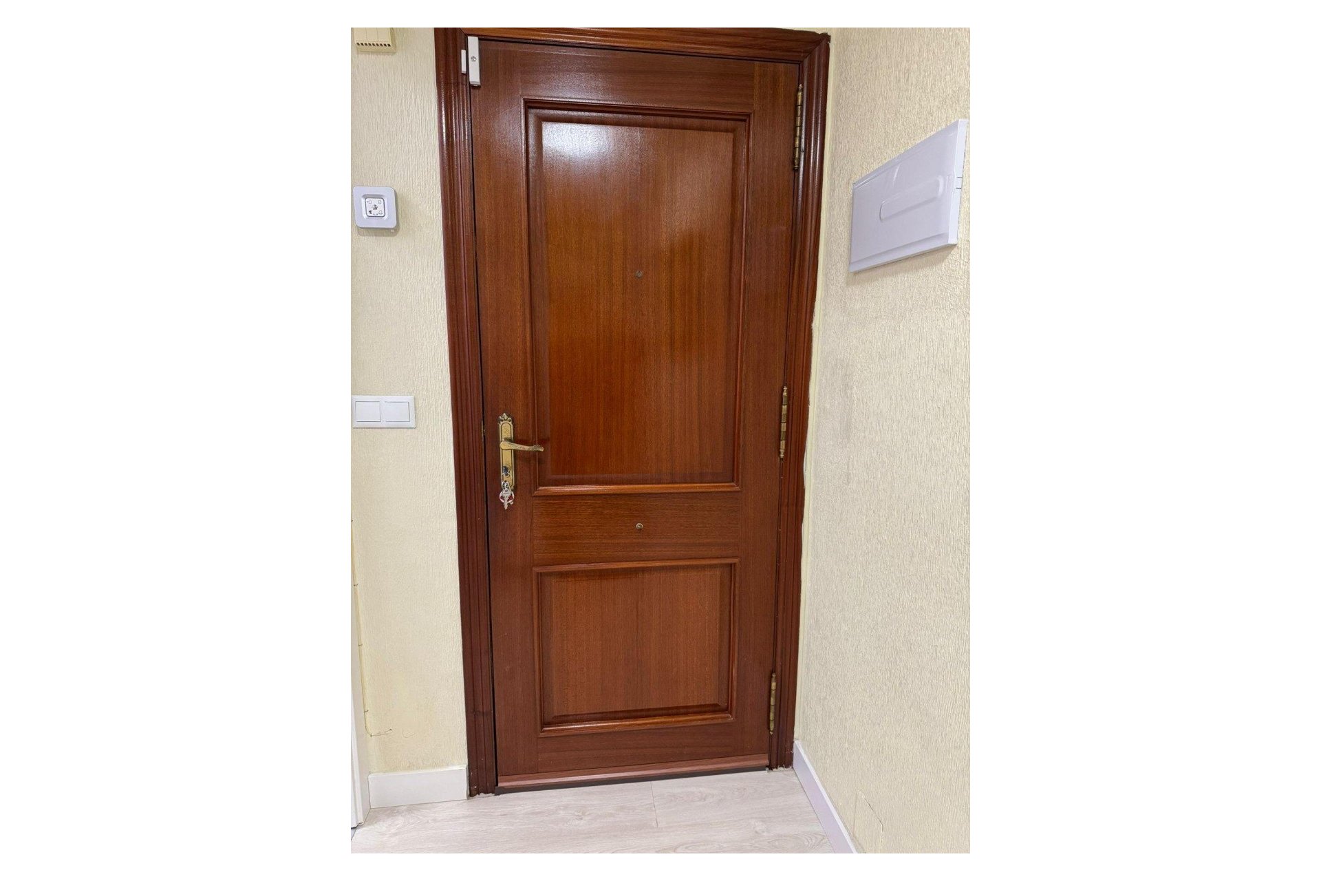 Resale - Apartment / flat - Torrevieja - Playa de los Locos