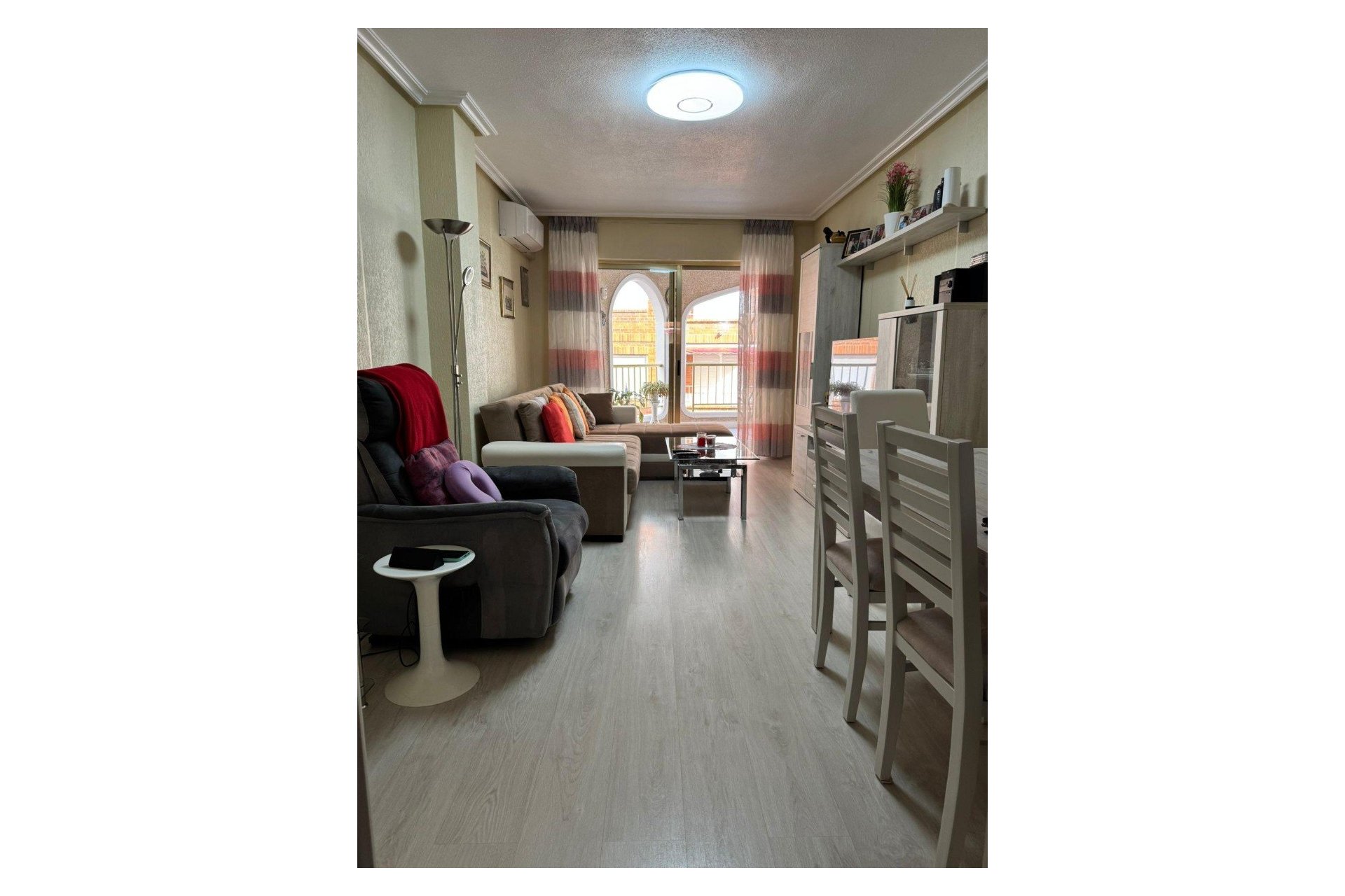 Resale - Apartment / flat - Torrevieja - Playa de los Locos