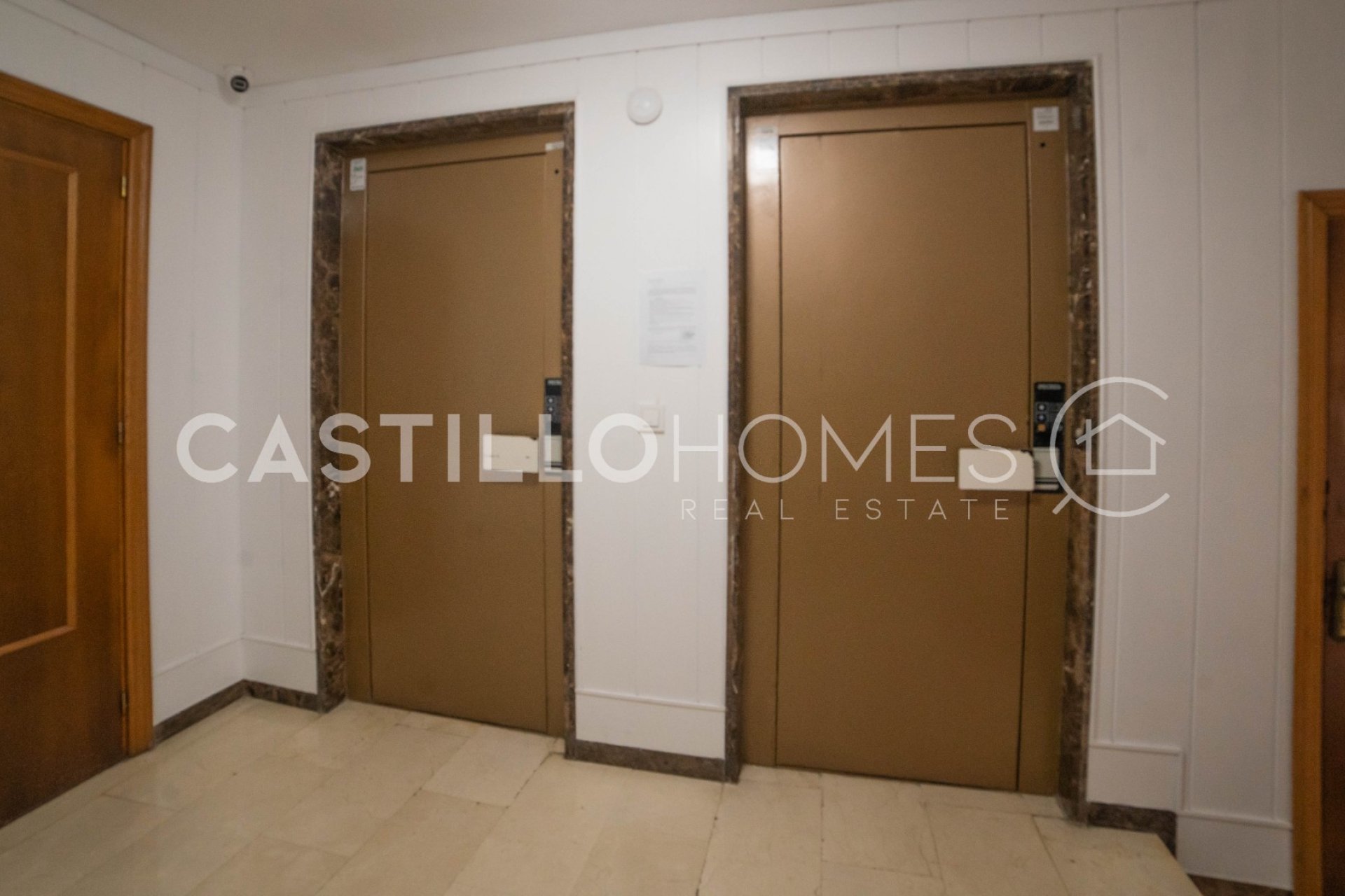 Resale - Apartment / flat - Torrevieja - Playa de los Locos