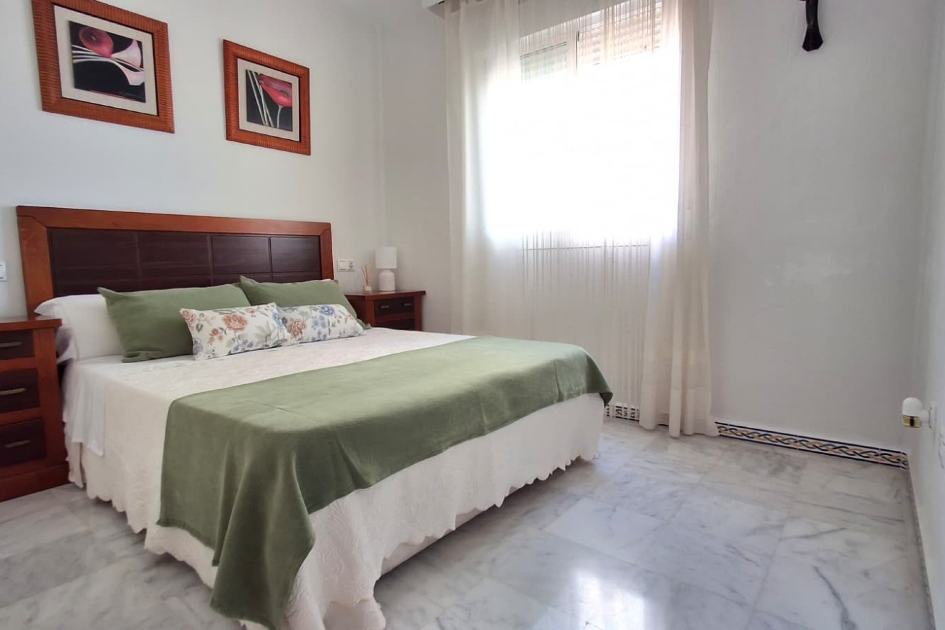 Resale - Apartment / flat - Torrevieja - Playa de los Locos