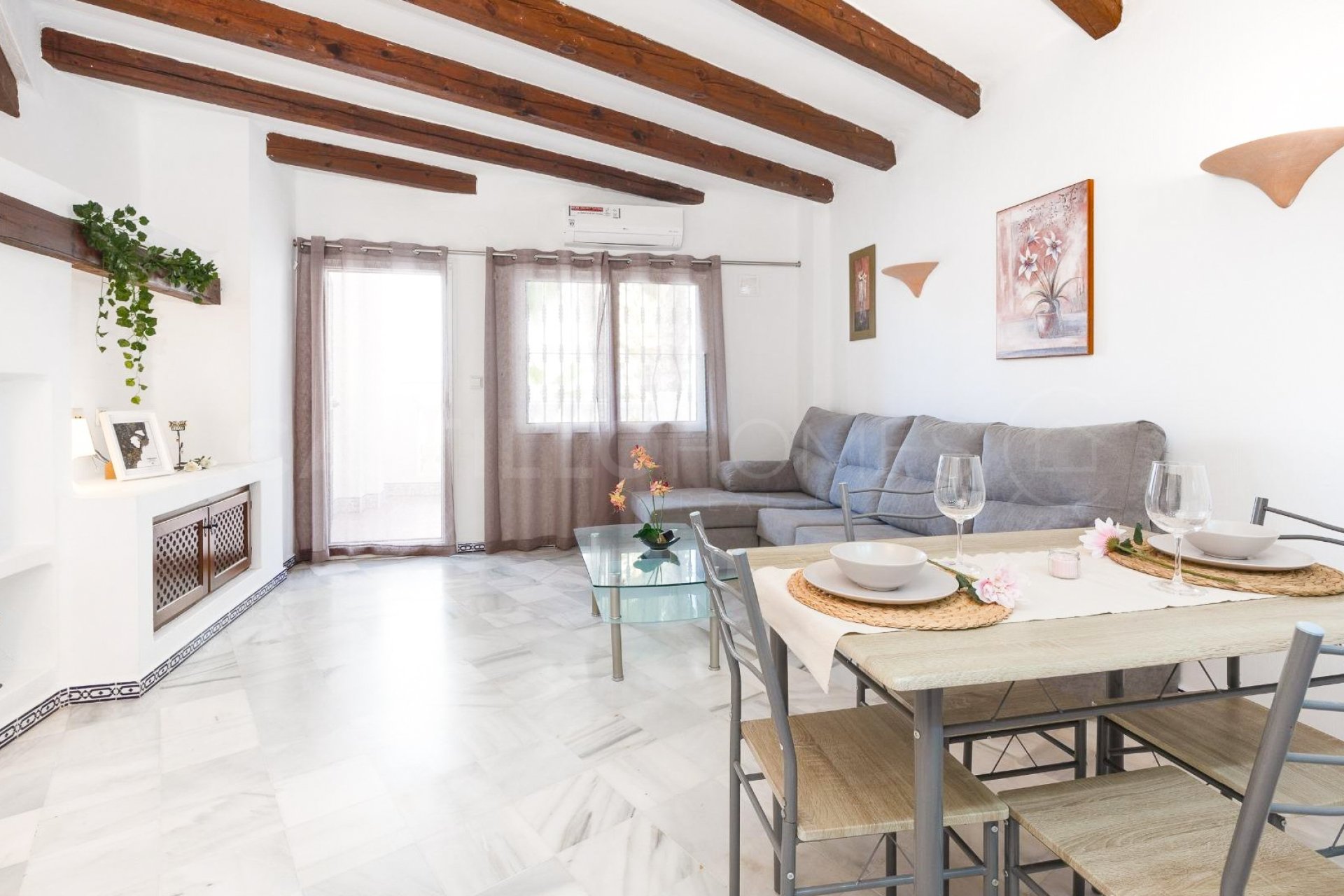 Resale - Apartment / flat - Torrevieja - Playa de los Locos