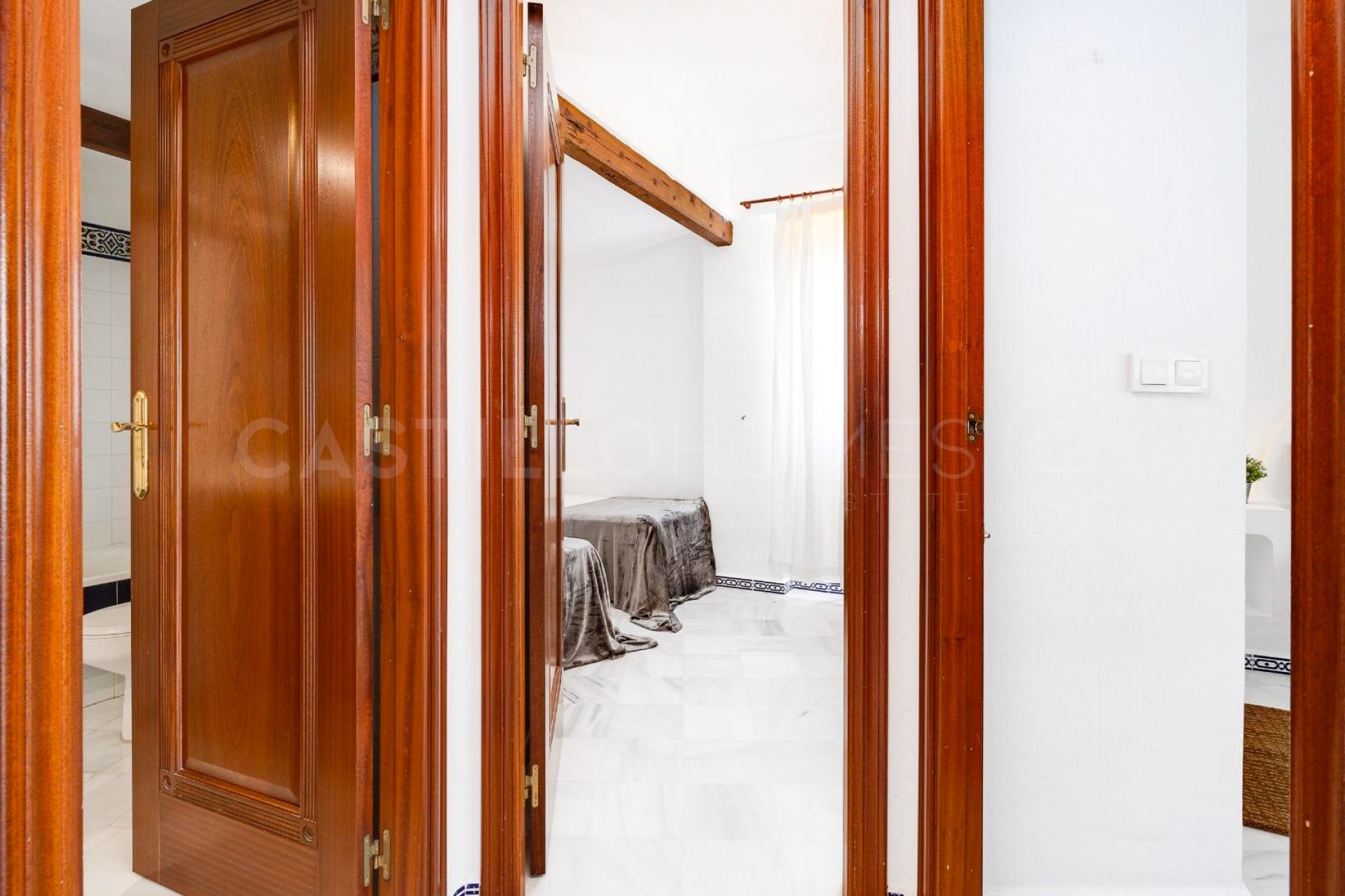 Resale - Apartment / flat - Torrevieja - Playa de los Locos