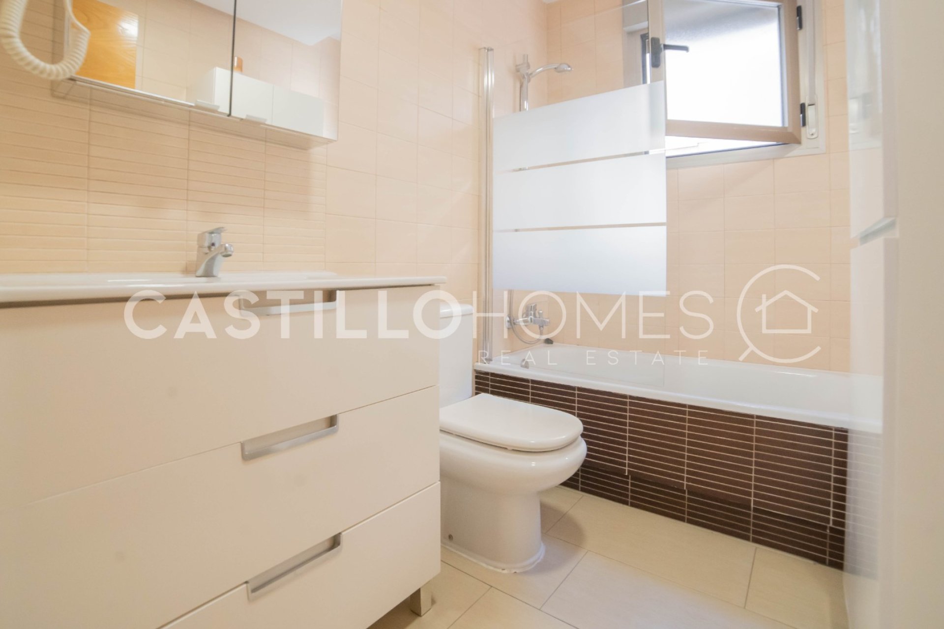 Resale - Apartment / flat - Torrevieja - Playa de los Locos