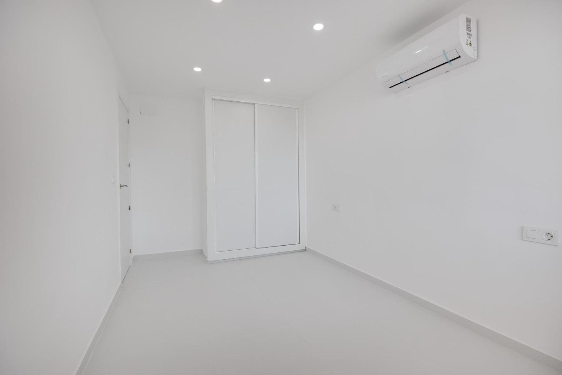 Resale - Apartment / flat - Torrevieja - playa de los naufragos