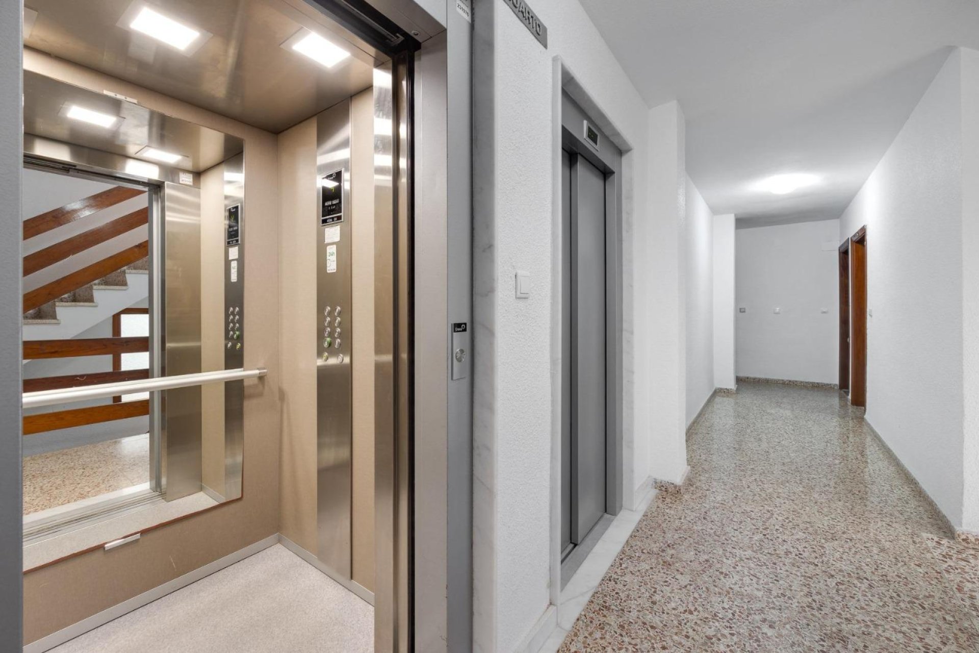 Resale - Apartment / flat - Torrevieja - playa de los naufragos