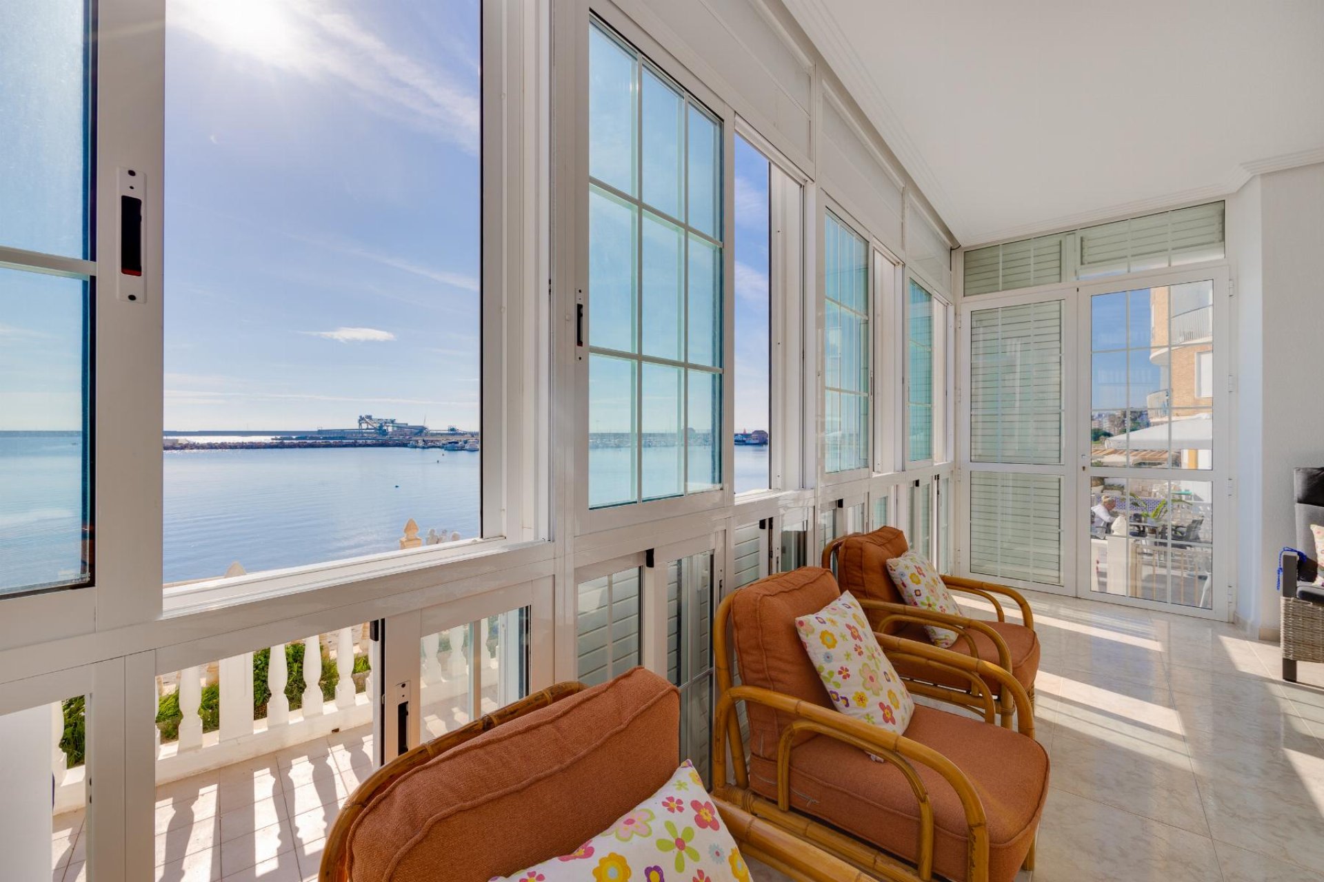 Resale - Apartment / flat - Torrevieja - Playa del Acequión