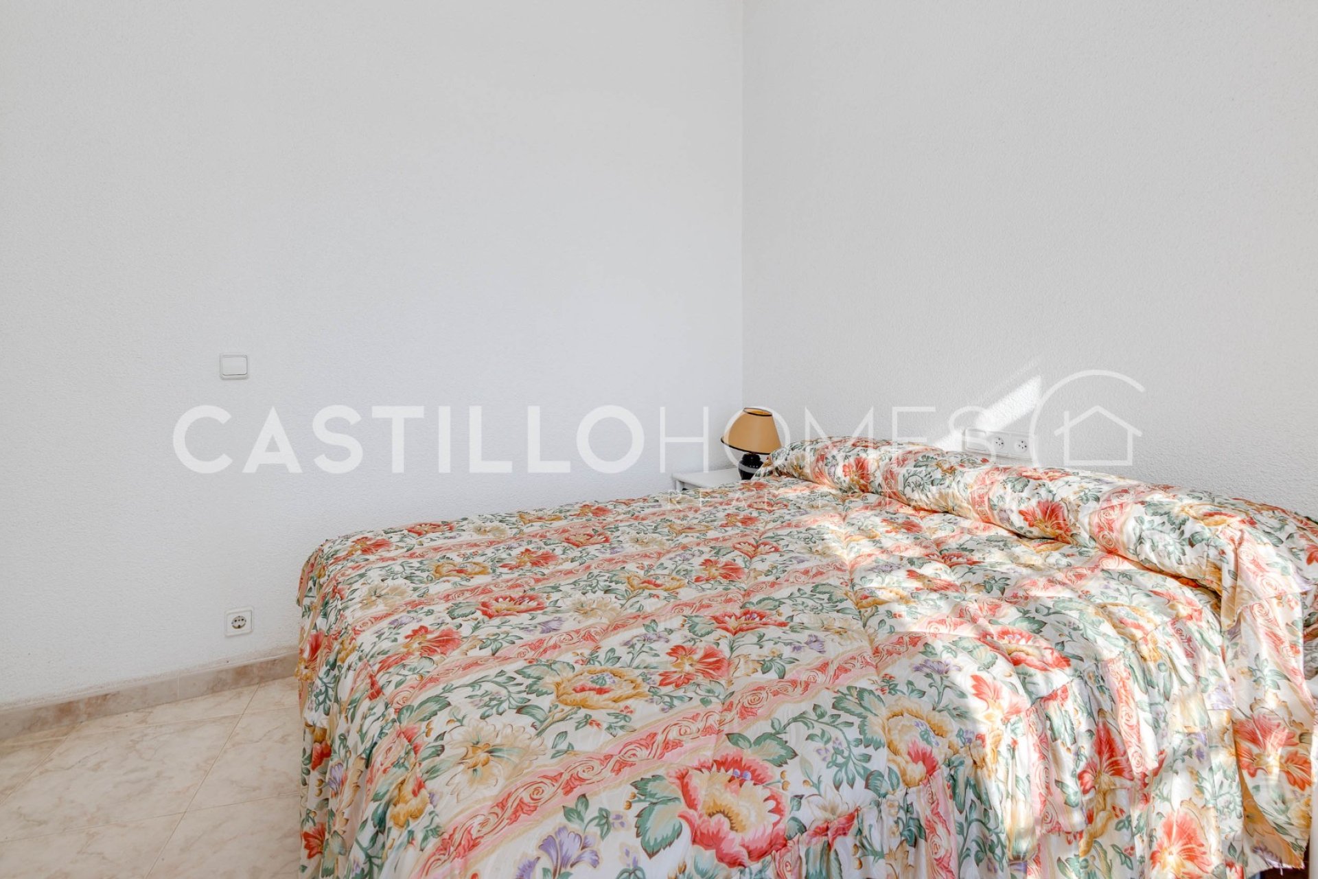 Resale - Apartment / flat - Torrevieja - Playa del Acequión