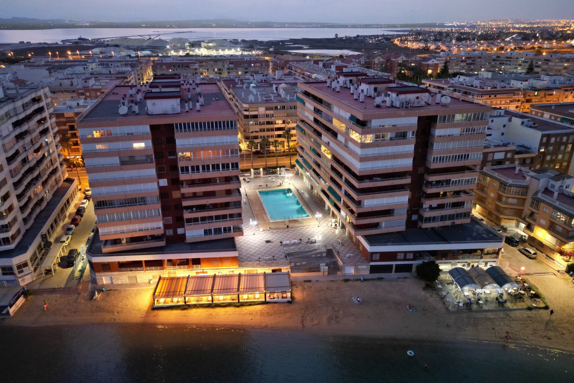 Resale - Apartment / flat - Torrevieja - Playa del Acequión