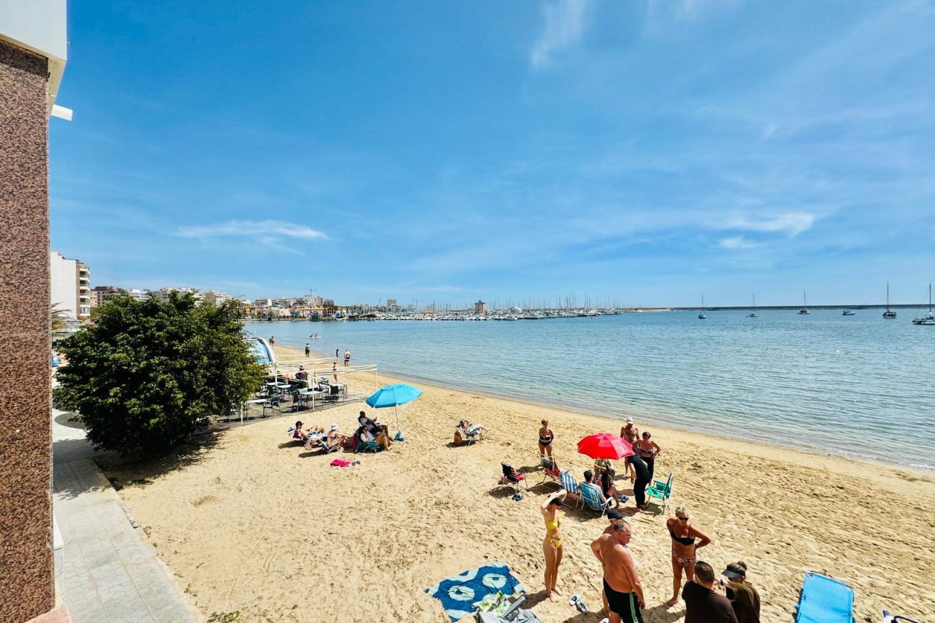 Resale - Apartment / flat - Torrevieja - Playa del Acequión