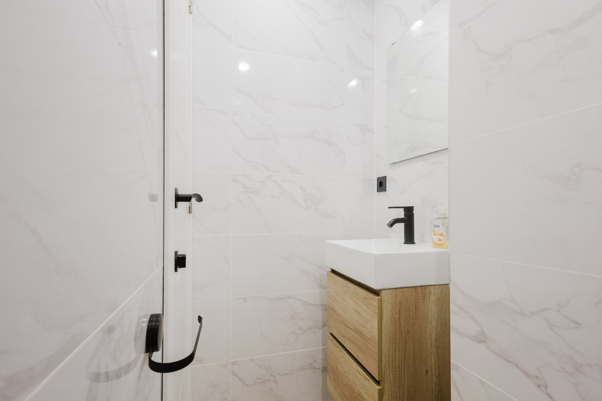 Resale - Apartment / flat - Torrevieja - Playa del Acequión