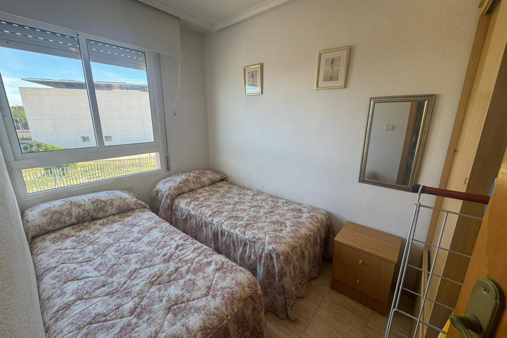 Resale - Apartment / flat - Torrevieja - Playa del Acequión