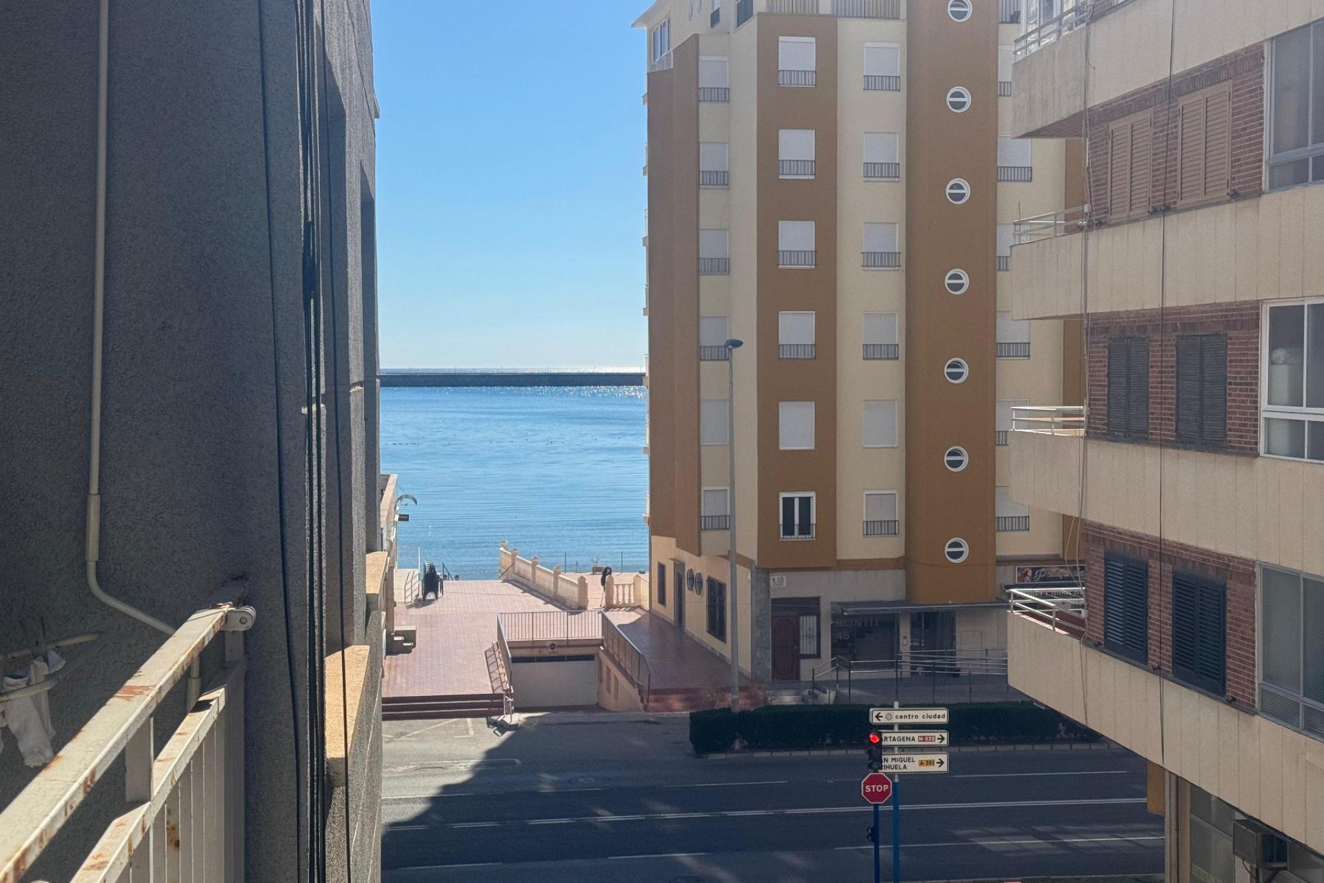 Resale - Apartment / flat - Torrevieja - Playa del Acequión