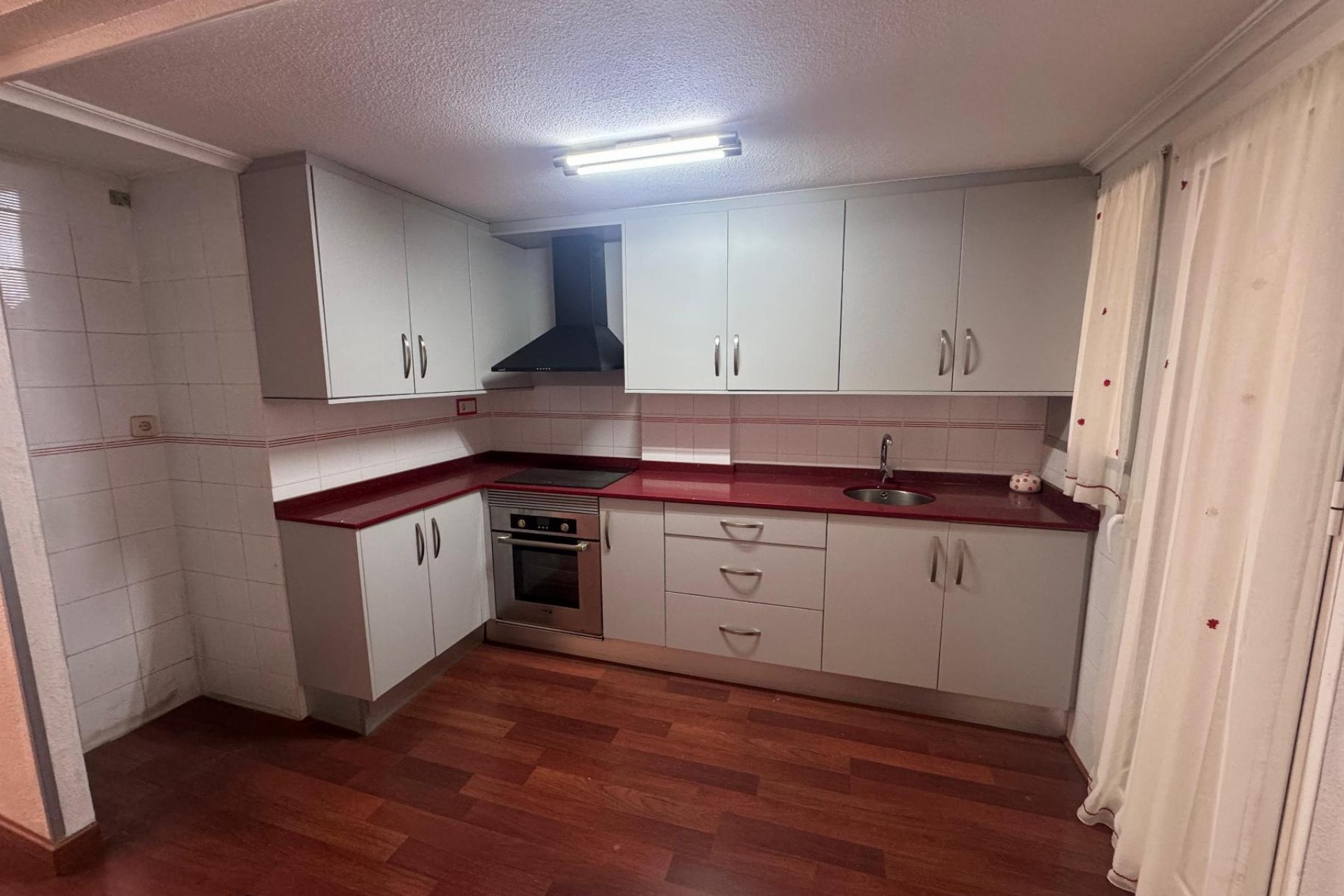 Resale - Apartment / flat - Torrevieja - Playa del Acequión