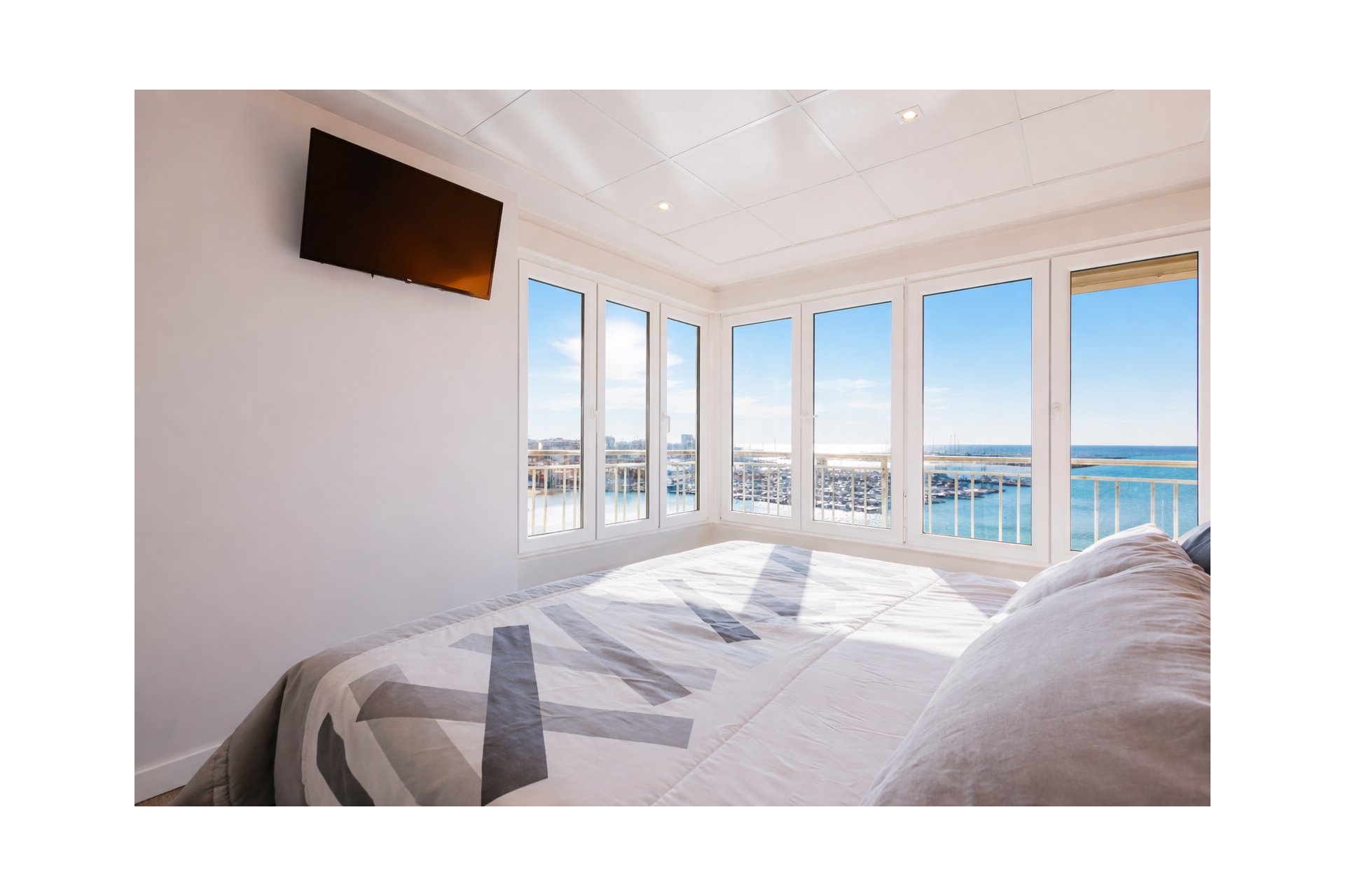 Resale - Apartment / flat - Torrevieja - Playa del Acequión