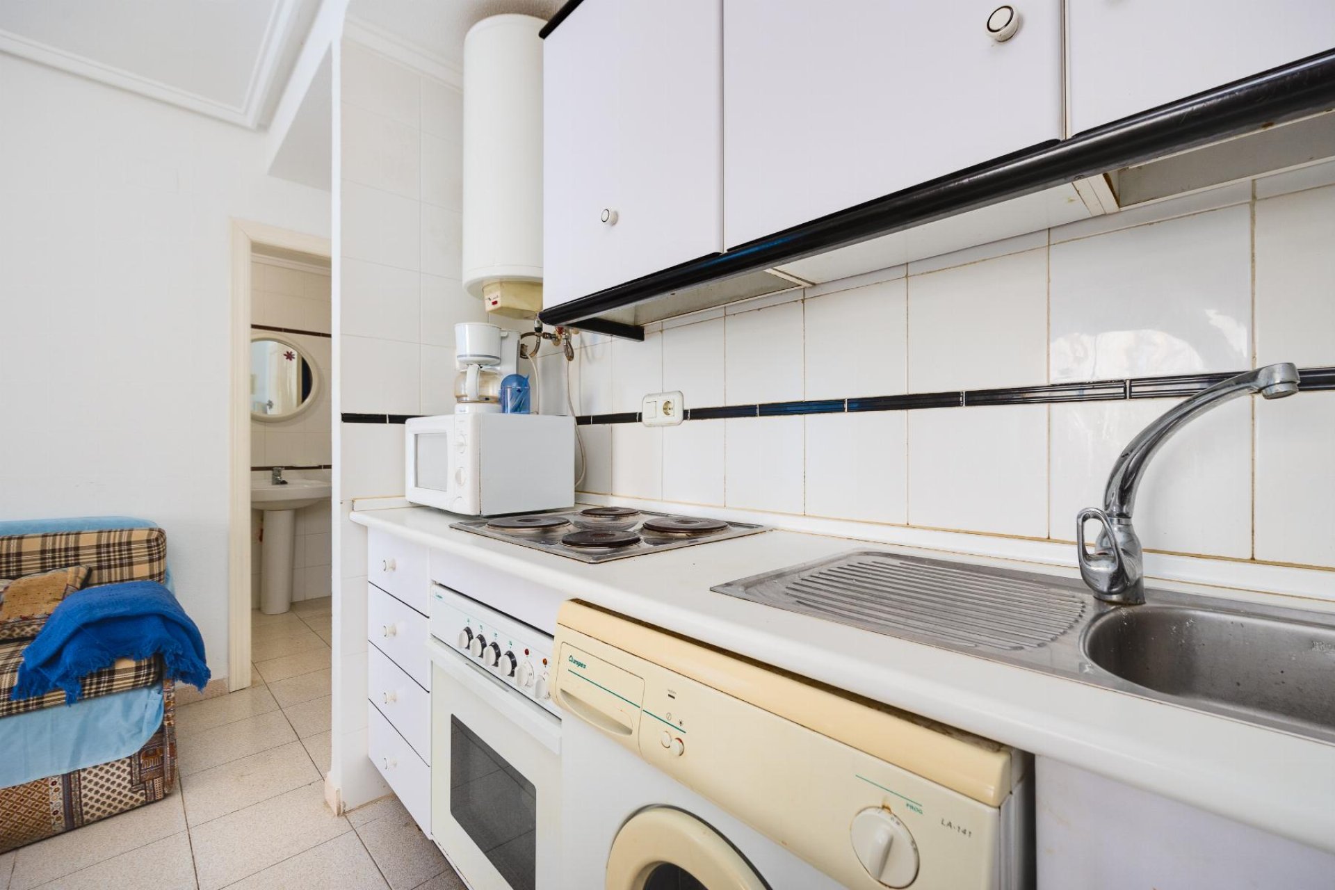 Resale - Apartment / flat - Torrevieja - Playa del Acequión