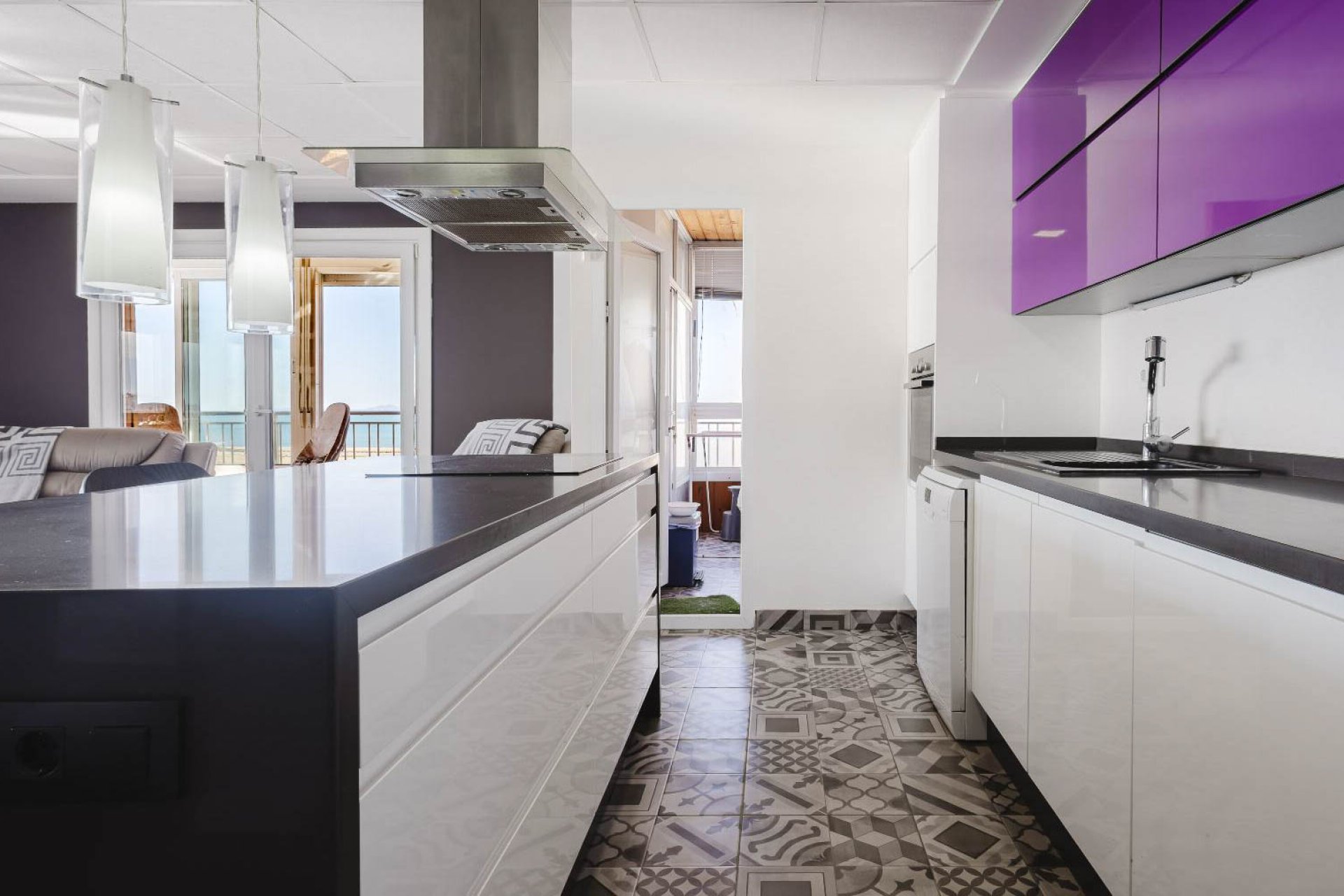 Resale - Apartment / flat - Torrevieja - Playa del Acequión