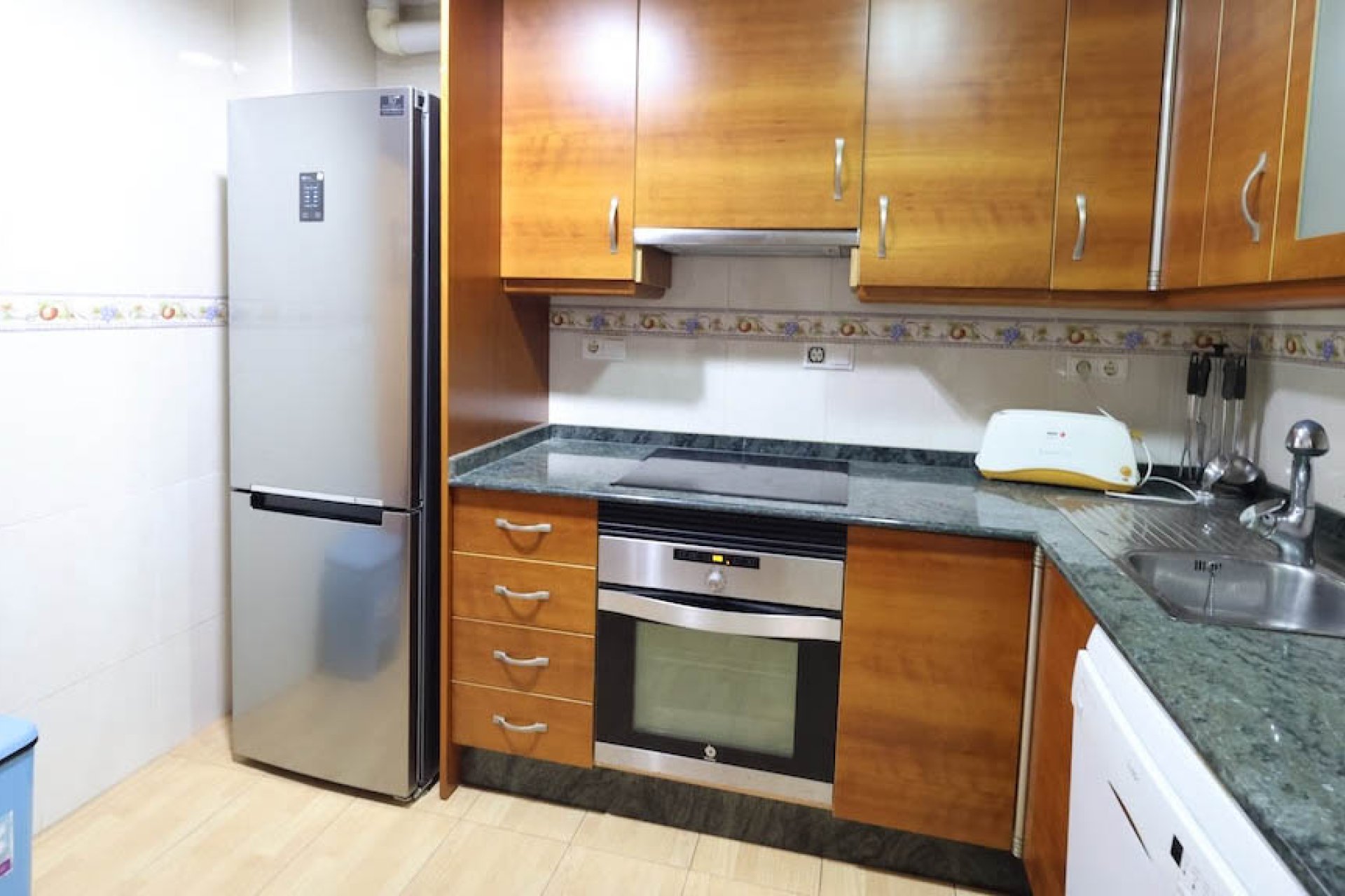 Resale - Apartment / flat - Torrevieja - Playa del Acequión