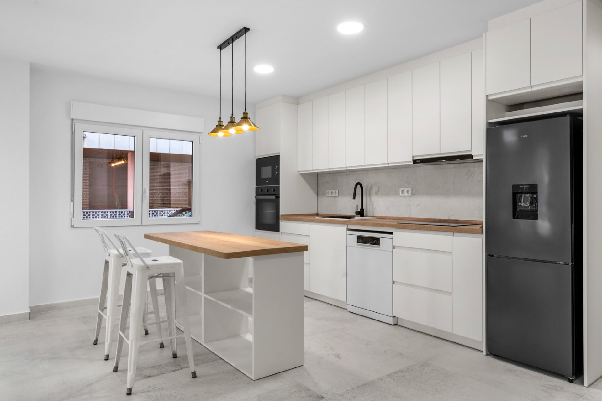 Resale - Apartment / flat - Torrevieja - Playa del Acequión