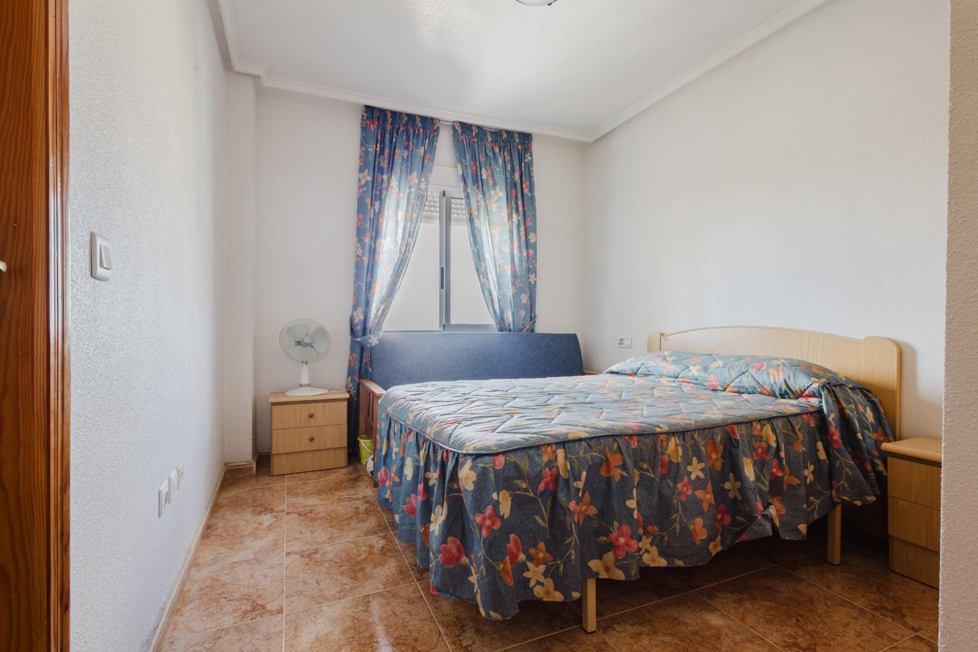 Resale - Apartment / flat - Torrevieja - Playa del Acequión