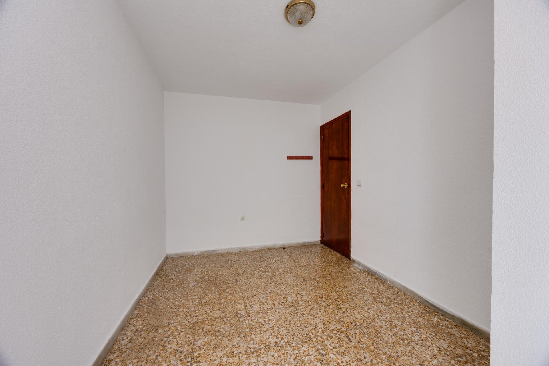 Resale - Apartment / flat - Torrevieja - Playa del Acequión