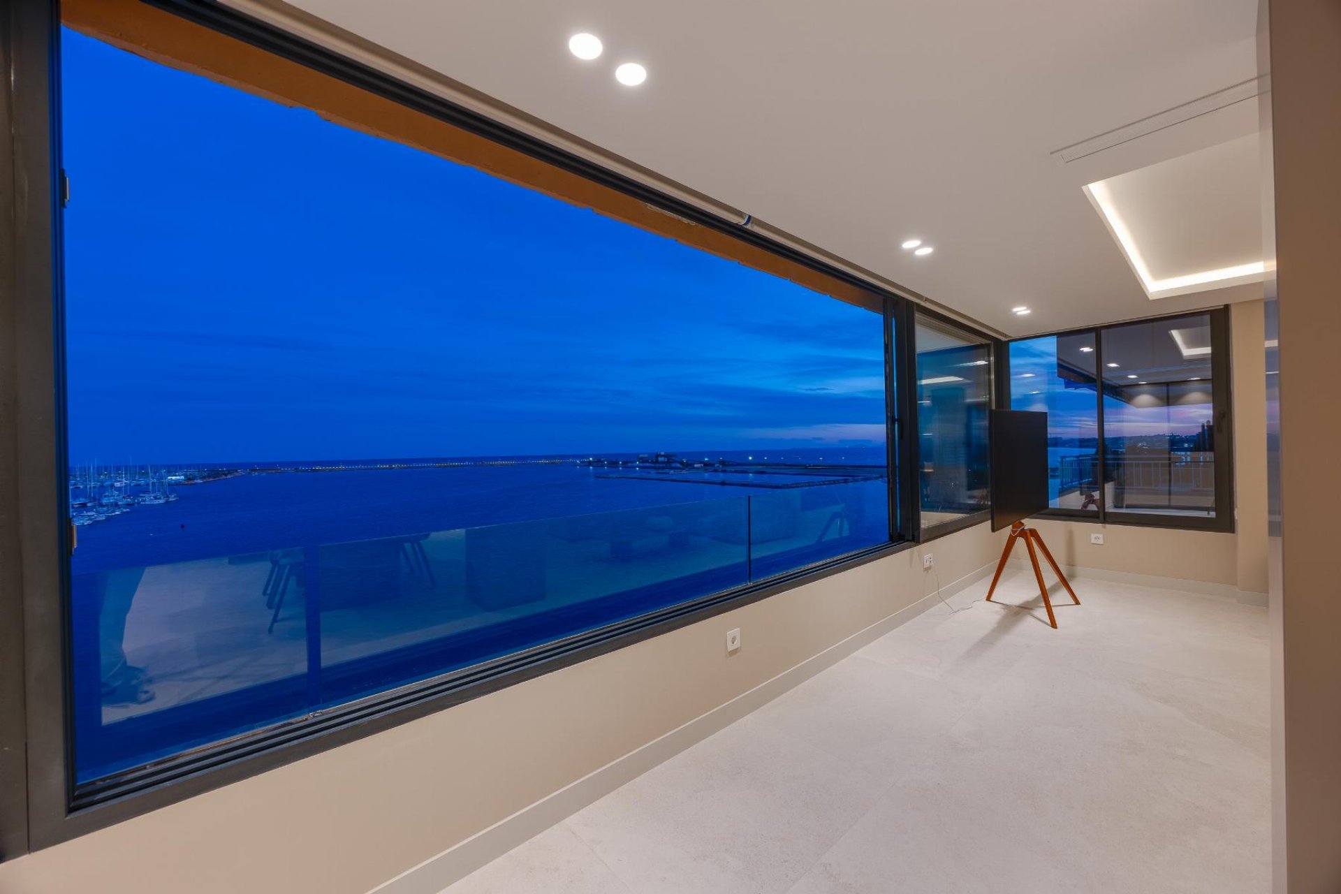 Resale - Apartment / flat - Torrevieja - Playa del Acequión