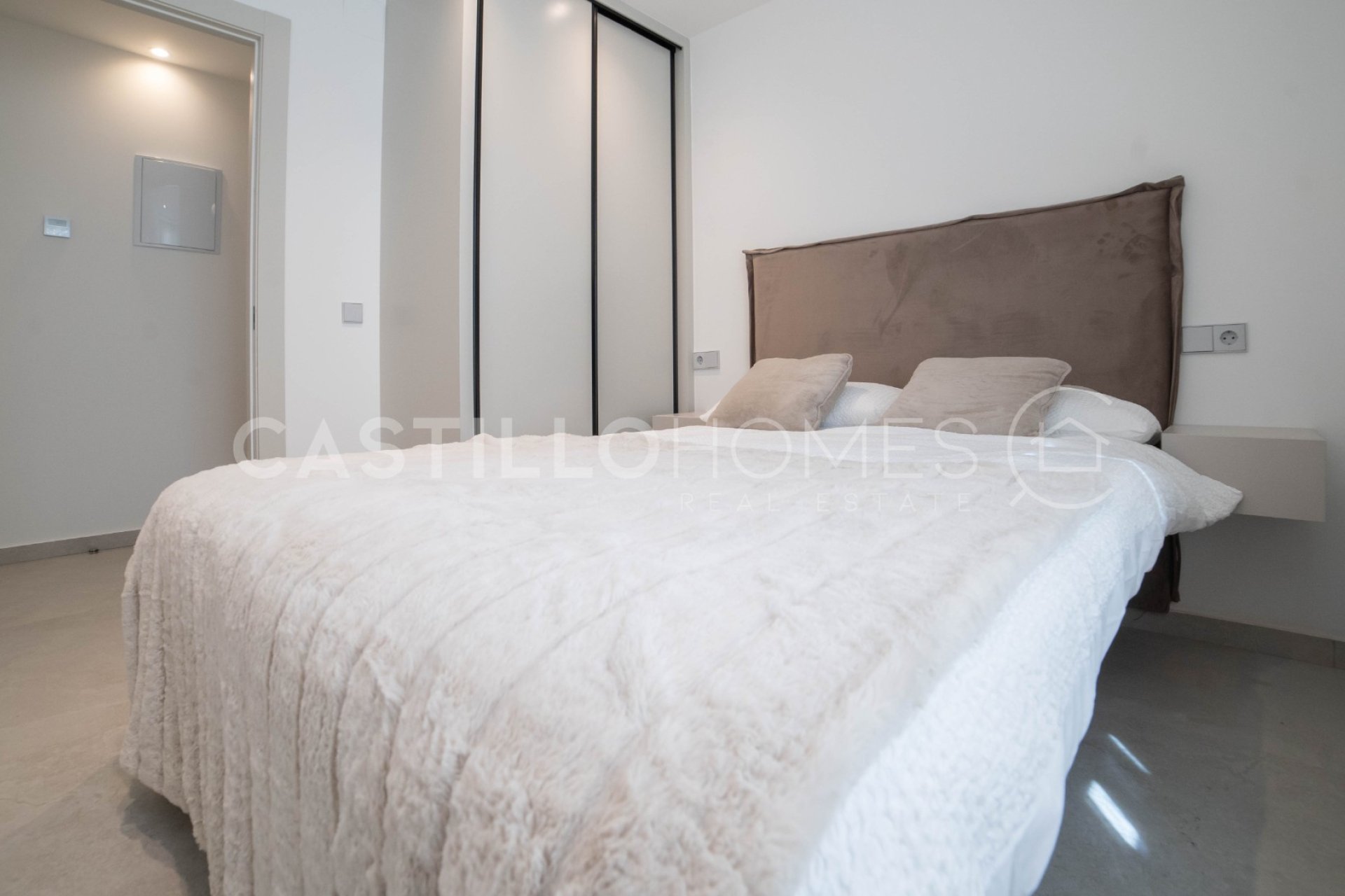Resale - Apartment / flat - Torrevieja - Playa del Acequión