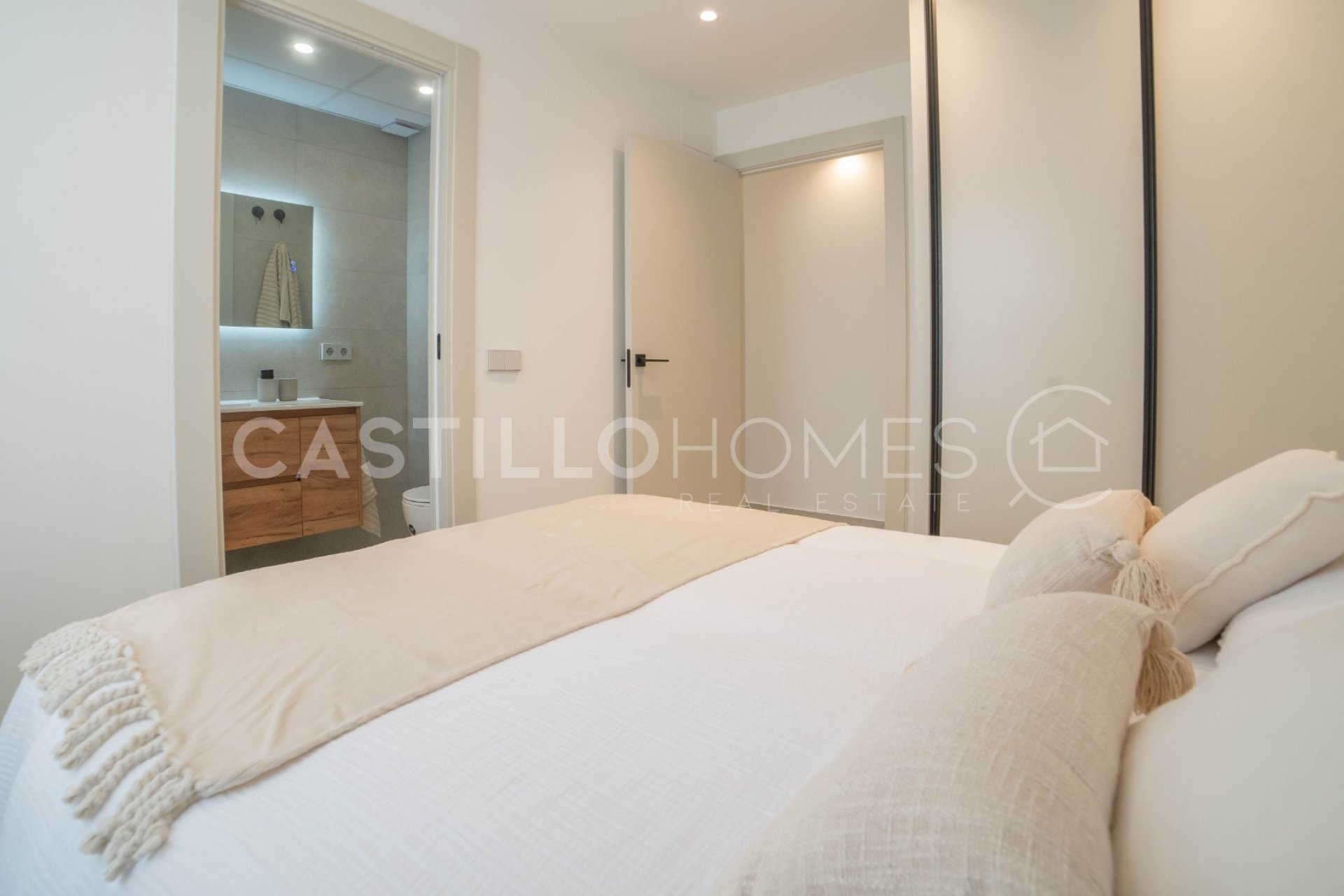 Resale - Apartment / flat - Torrevieja - Playa del Acequión