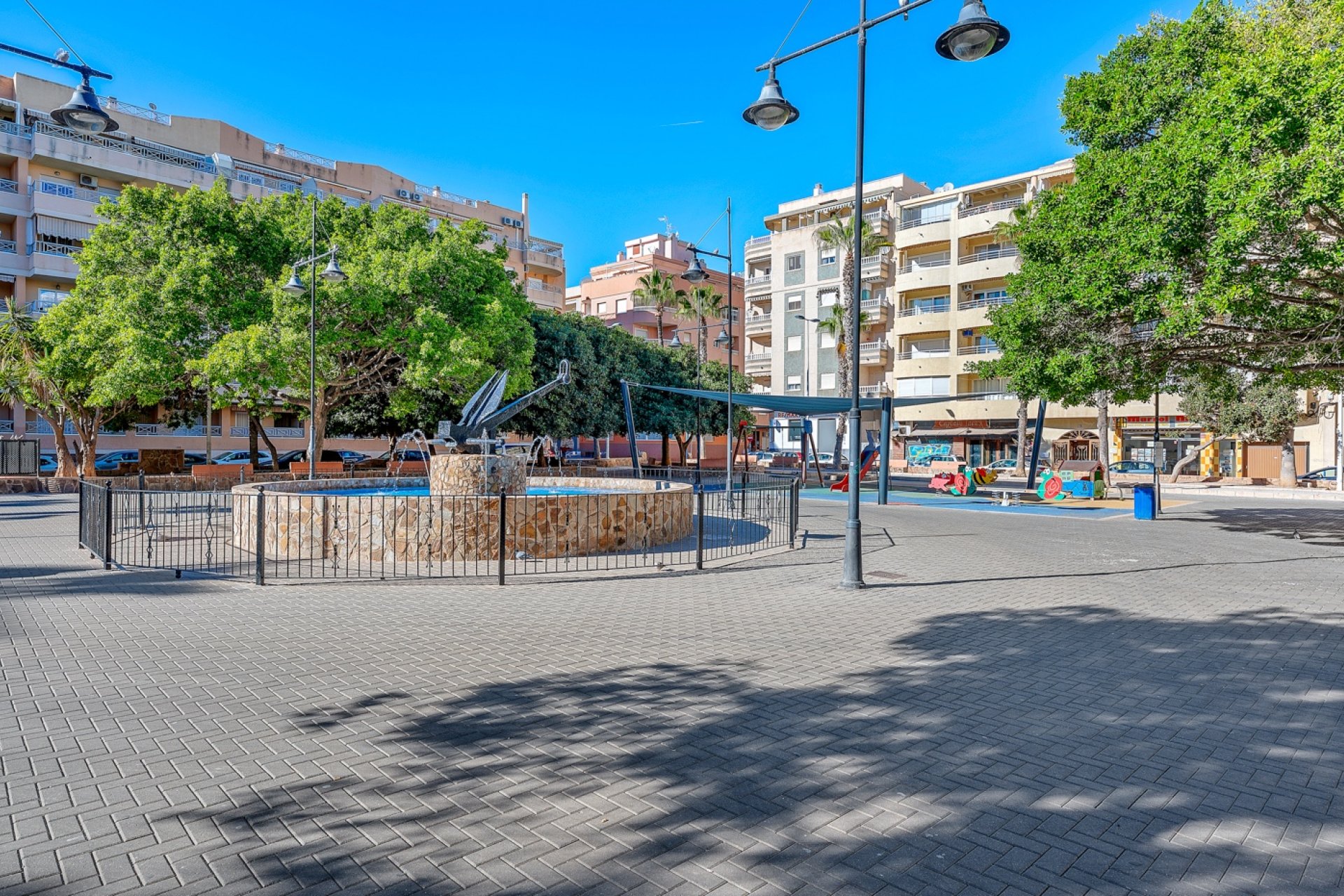 Resale - Apartment / flat - Torrevieja - Playa del Cura