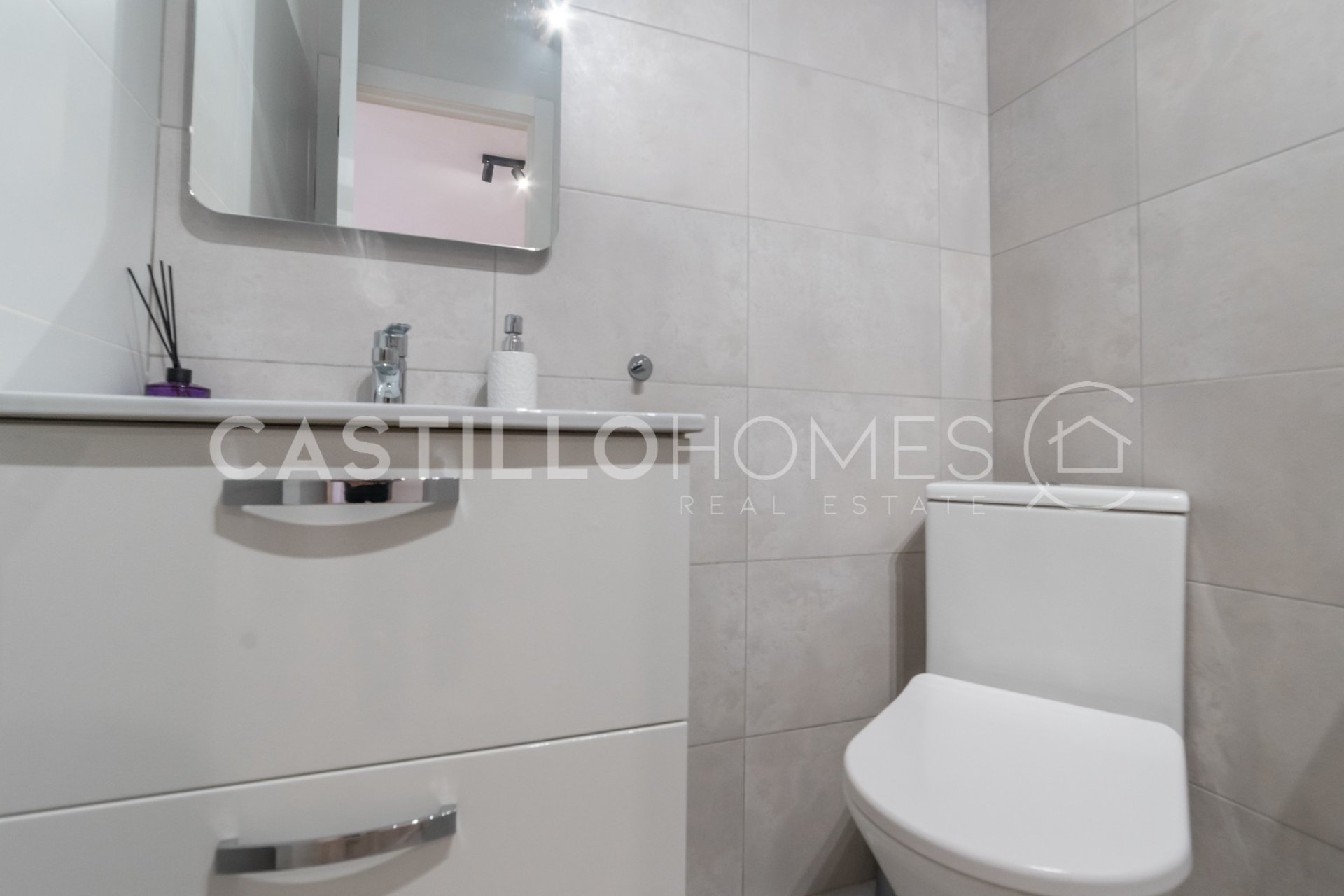 Resale - Apartment / flat - Torrevieja - Playa del Cura