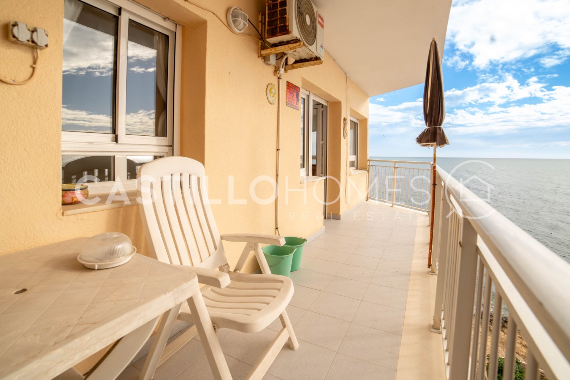 Resale - Apartment / flat - Torrevieja - Playa del Cura