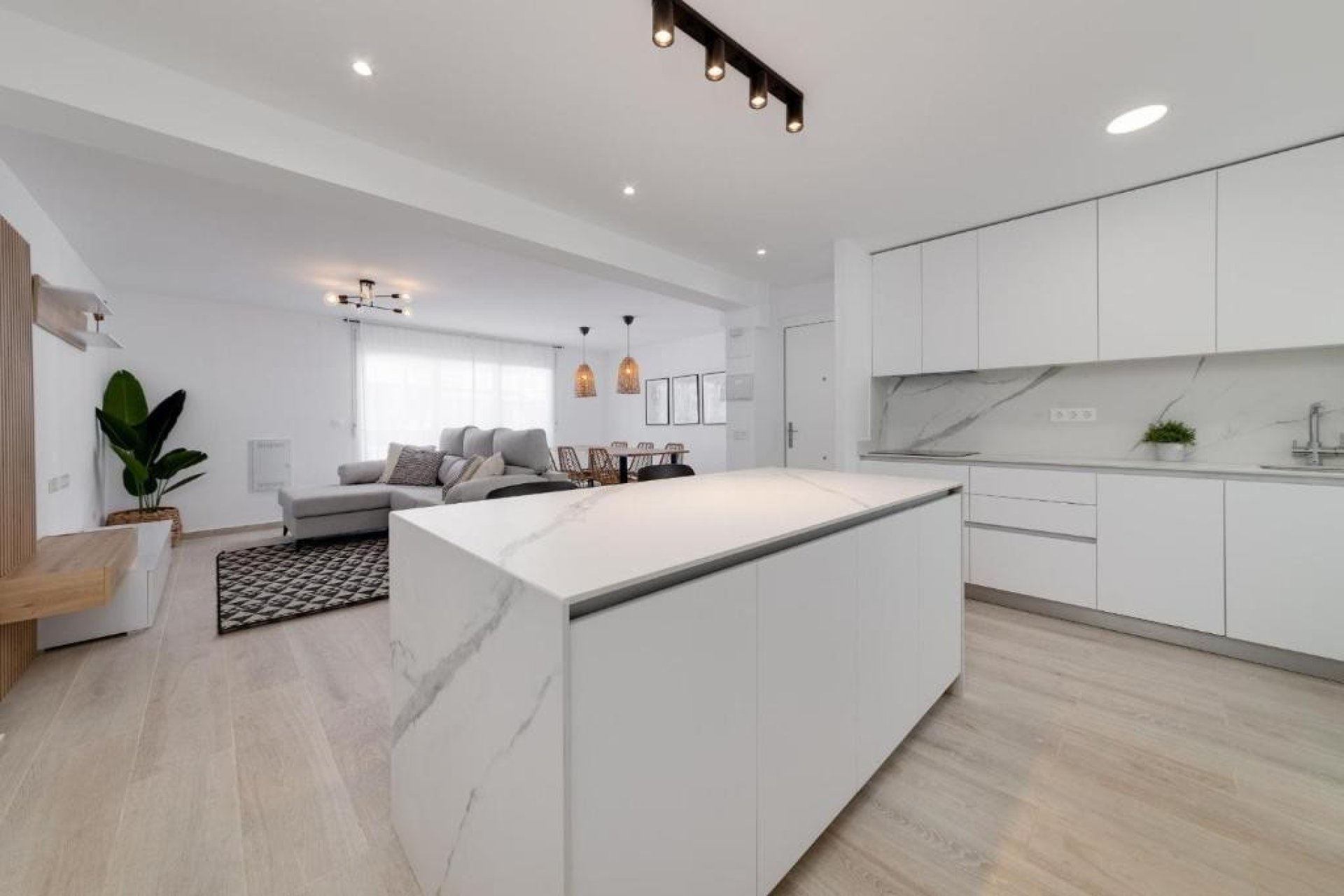 Resale - Apartment / flat - Torrevieja - Playa del cura